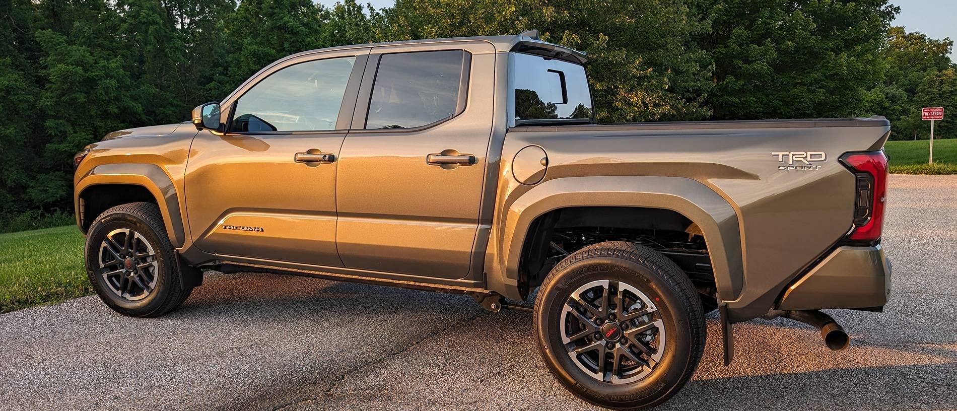 2024 Tacoma Bronze Oxide color 1000006282