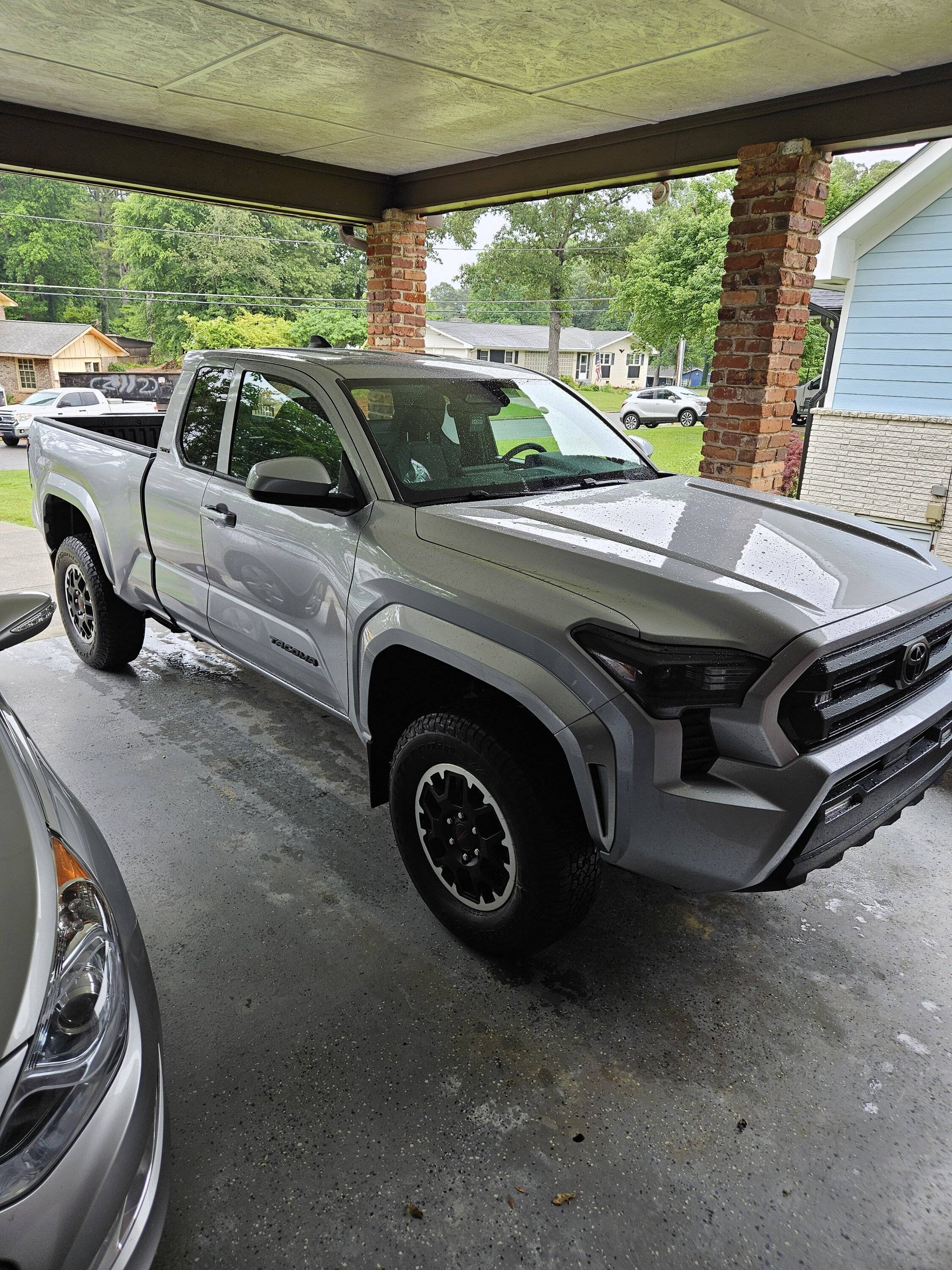 2024 Tacoma CELESTIAL SILVER METALLIC 2024 Tacoma Thread (4th Gen) 1000007622