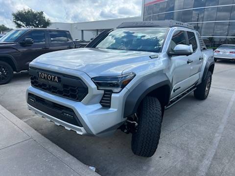 2024 Tacoma Trailhunter Houston 1000010265