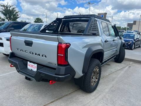 2024 Tacoma Trailhunter Houston 1000010266