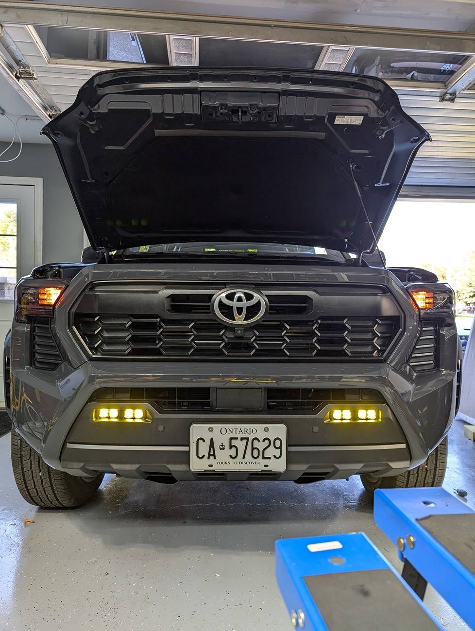 2024 Tacoma What did you do TO / WITH your 4th gen Tacoma today?! 👨‍🏭 🧰 📸 1000014103