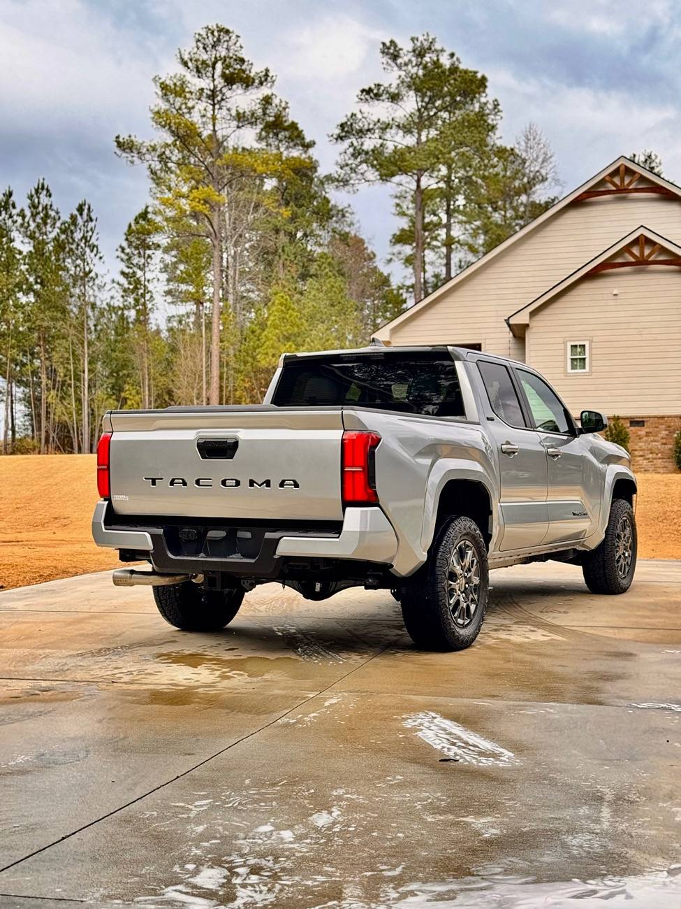 2024 Tacoma 2024 Toyota Tacoma sr5 what are y’all’s thought on this. these oem rims seem to be extremely rare. let me know what yall think how it looks 1734548437130-30