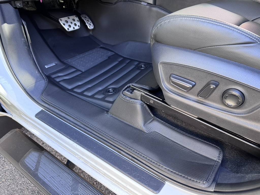 2024 Tacoma Tuxmats Floor mats exceeded expectations 1C1B7EE5-72D9-4351-9C89-8AB63F5FDD10_1_105_c