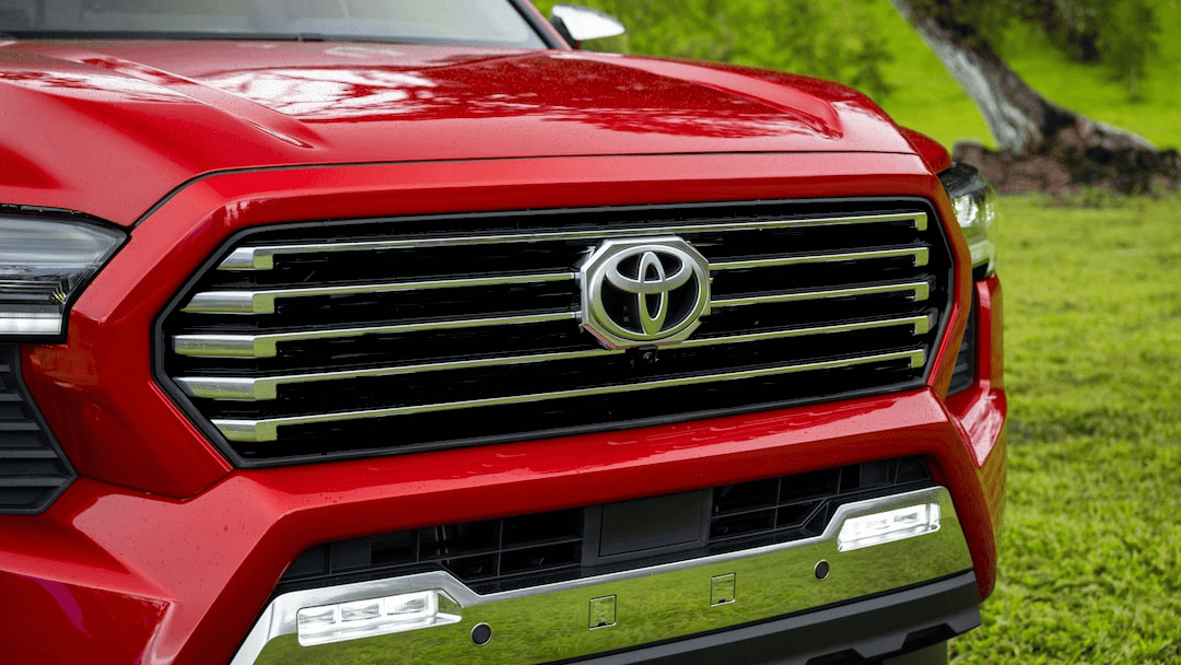 2024-Toyota-Tacoma-Limited-005.png