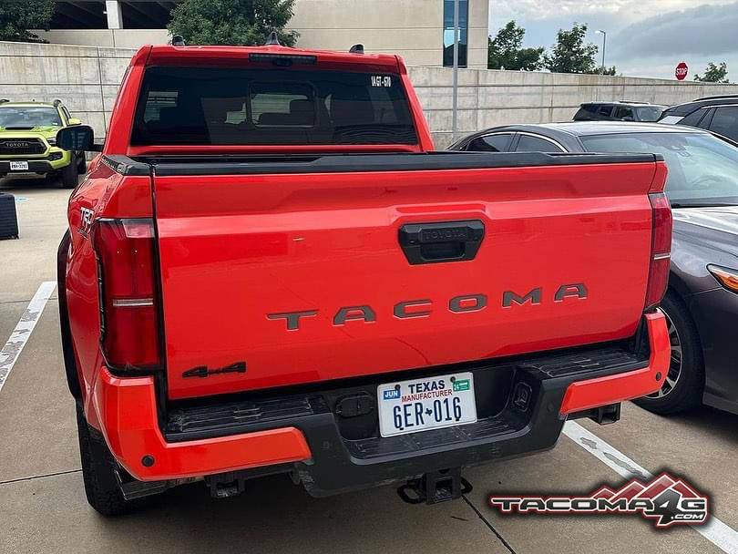 2024 Tacoma SOLAR OCTANE 2024 Tacoma Thread (4th Gen) 2024 Toyota Tacoma TRD Off Road First Look 2