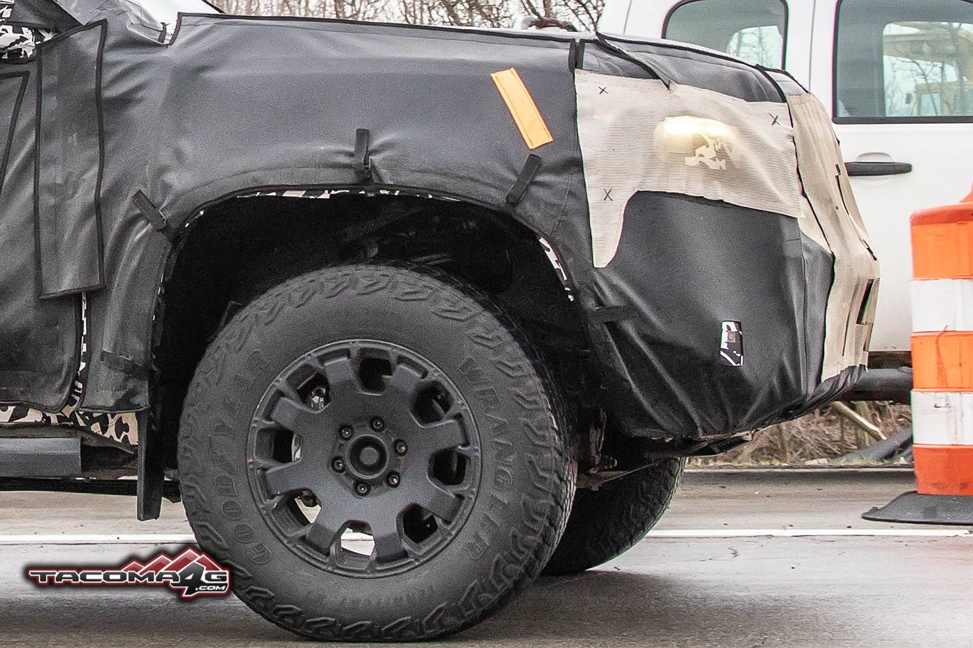 2024 Tacoma Spied: 2024 Toyota Tacoma TRD Pro / Trailhunter Prototype 1st Sighting Reveals Rugged Off-Road Details + Rear Disc Brakes 📸 2024-toyota-tacoma-trd-pro-prototype-10