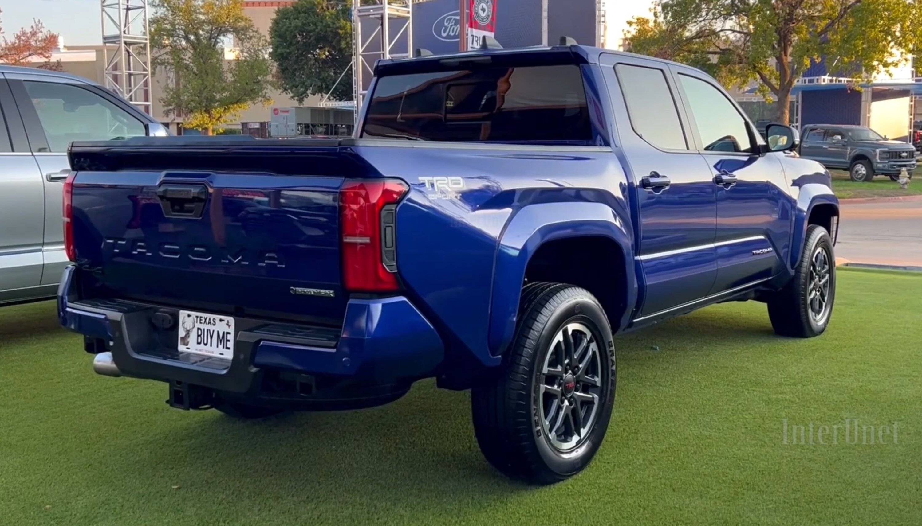 2024 Tacoma Blue Crush Metallic 2024 Tacoma TRD Sport i-Force MAX Hybrid -- exterior & interior first look! 2024 Toyota Tacoma TRD Sport i-Force MAX Blue Crush Metallic exterior interior suspension 25