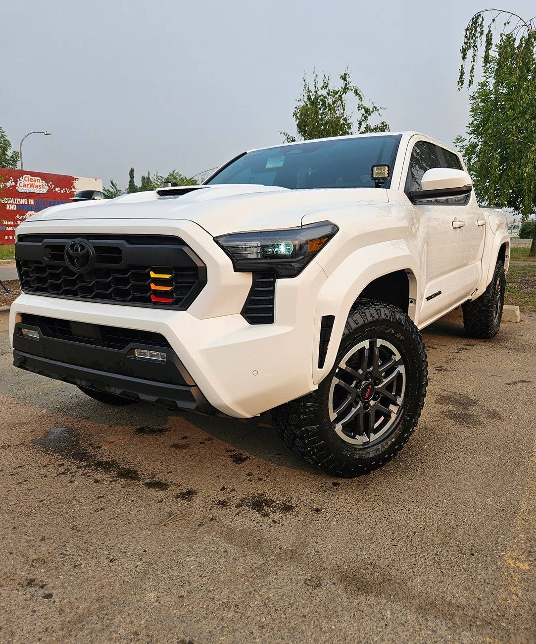 2024 Tacoma 275/70/R18 tires on stock wheels? 20240708_191322