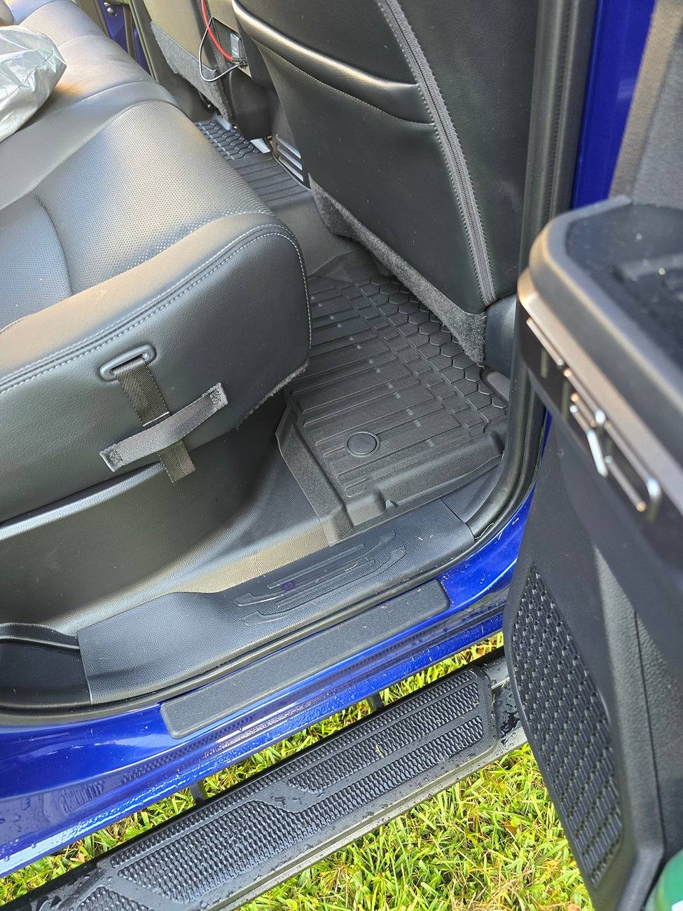 Husky brand floor mats best sale