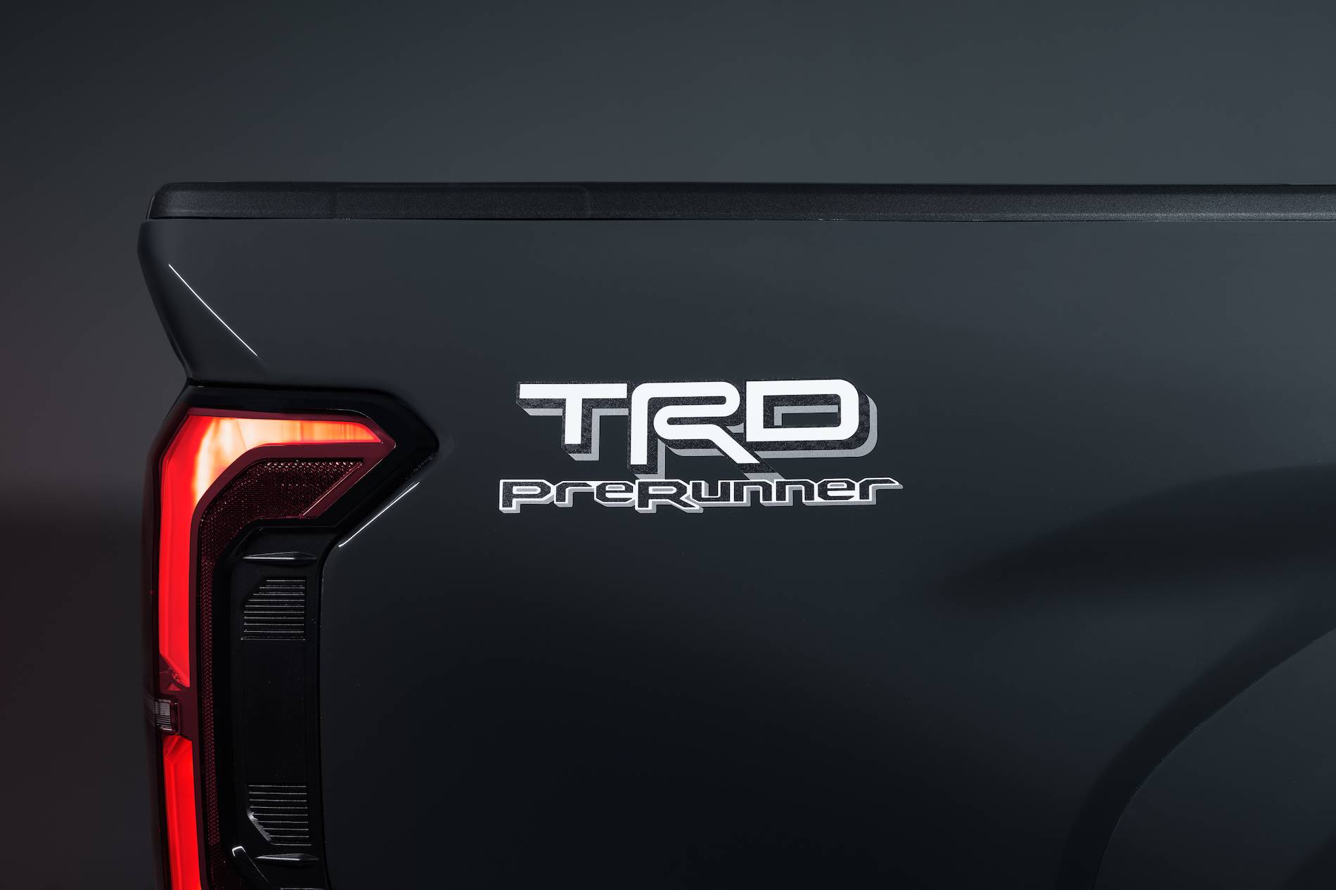 2024 Tacoma 2024 Tacoma TRD PRERUNNER - Specs, Price, MPG, Features, Options/Packages, Photos & Videos 2024_Toyota_Tacoma_TRD_PreRunner_007