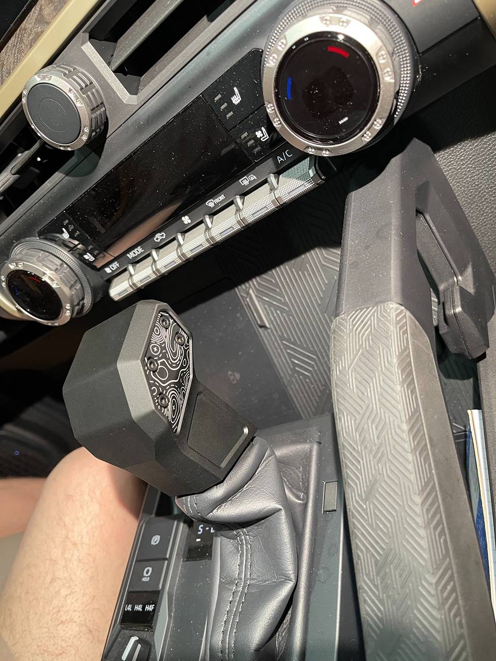 2024 Tacoma What did you do TO / WITH your 4th gen Tacoma today?! 👨‍🏭 🧰 📸 2025-04-02 23.36.22
