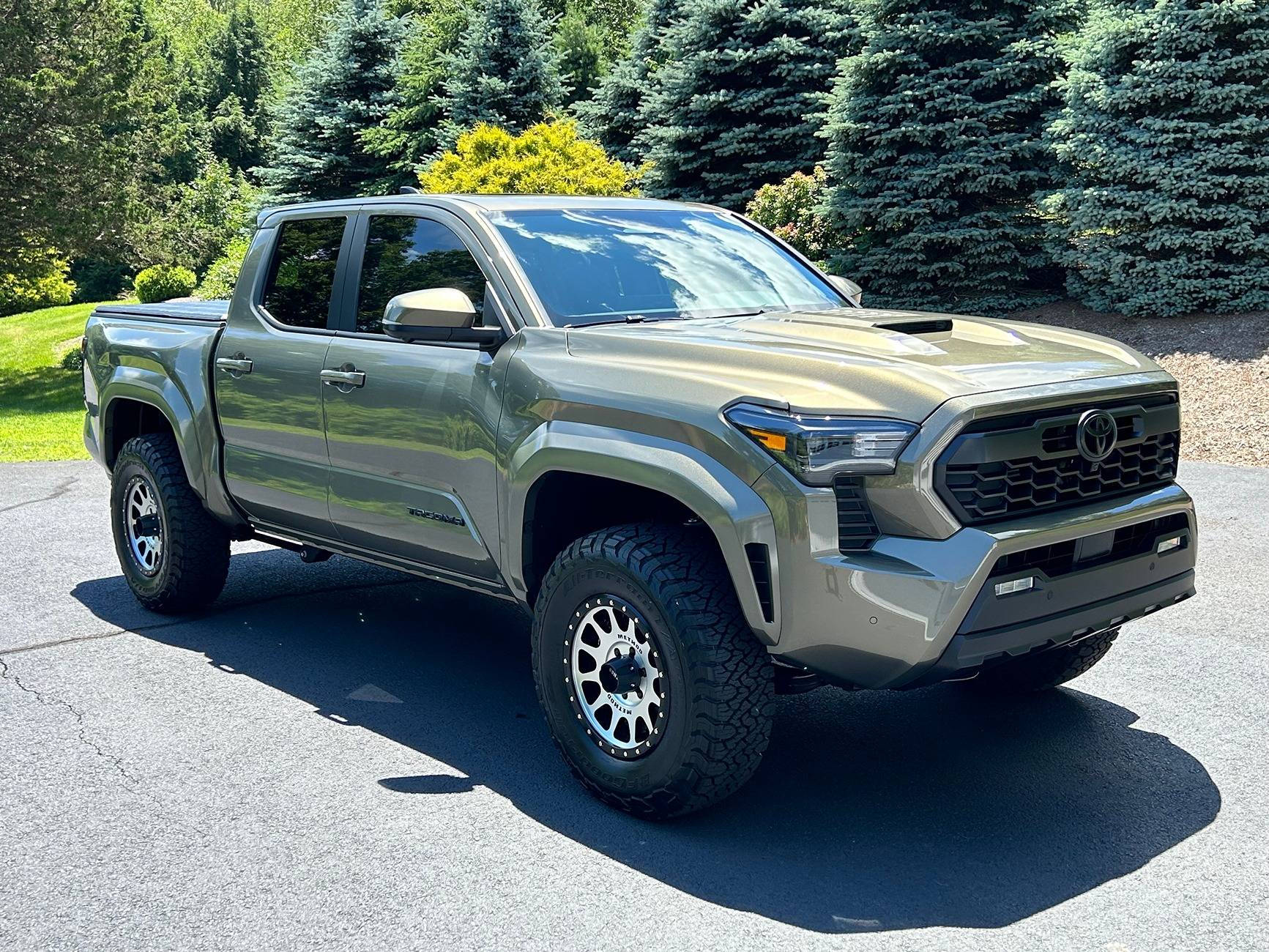 2024 Tacoma Bronze Oxide wheel color options 2a