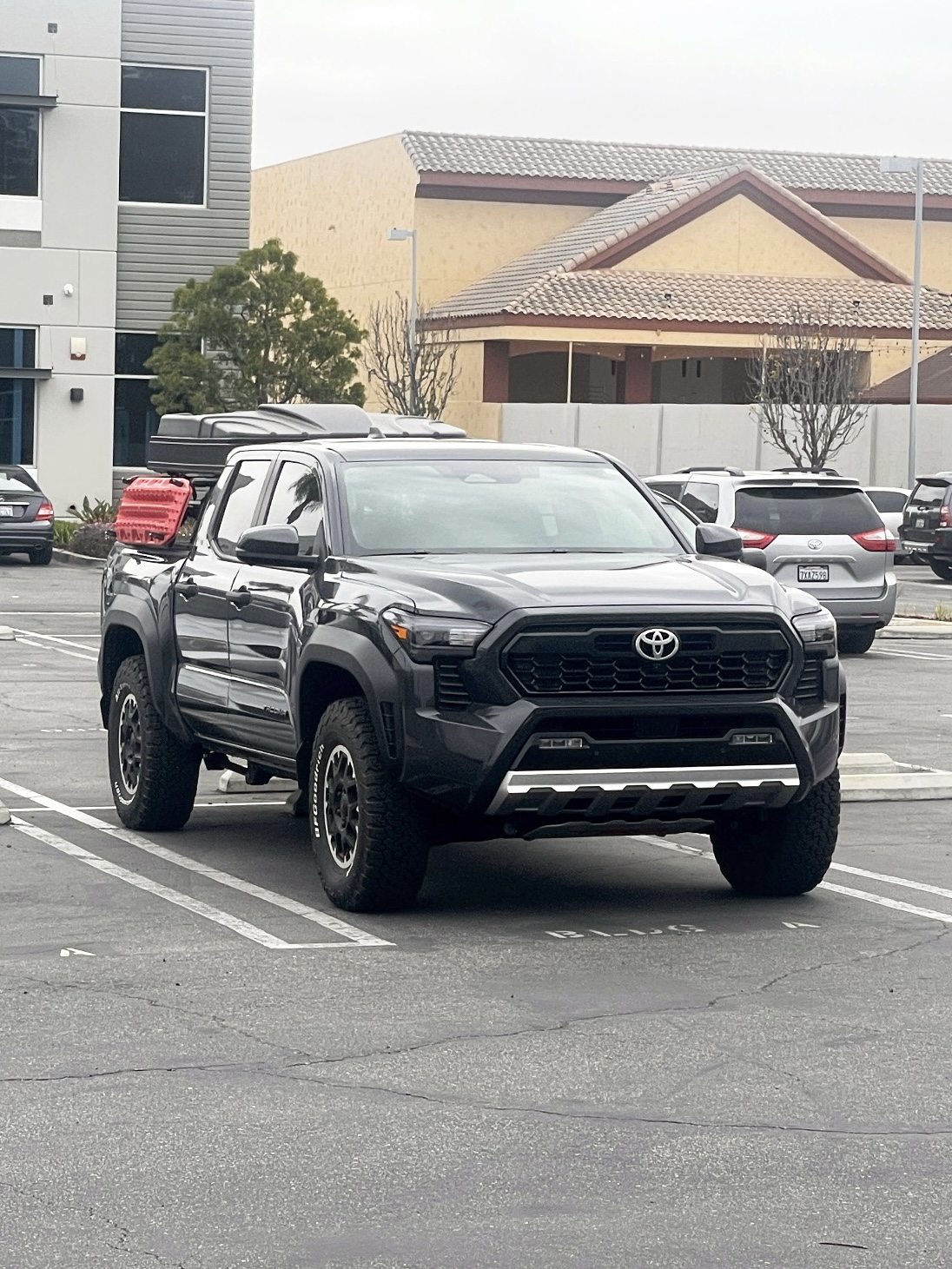 2024 Tacoma Black lower valance swapped with Trailhunter silver valence 6A317BB4-269D-42B0-A033-B5D45FF4D06A