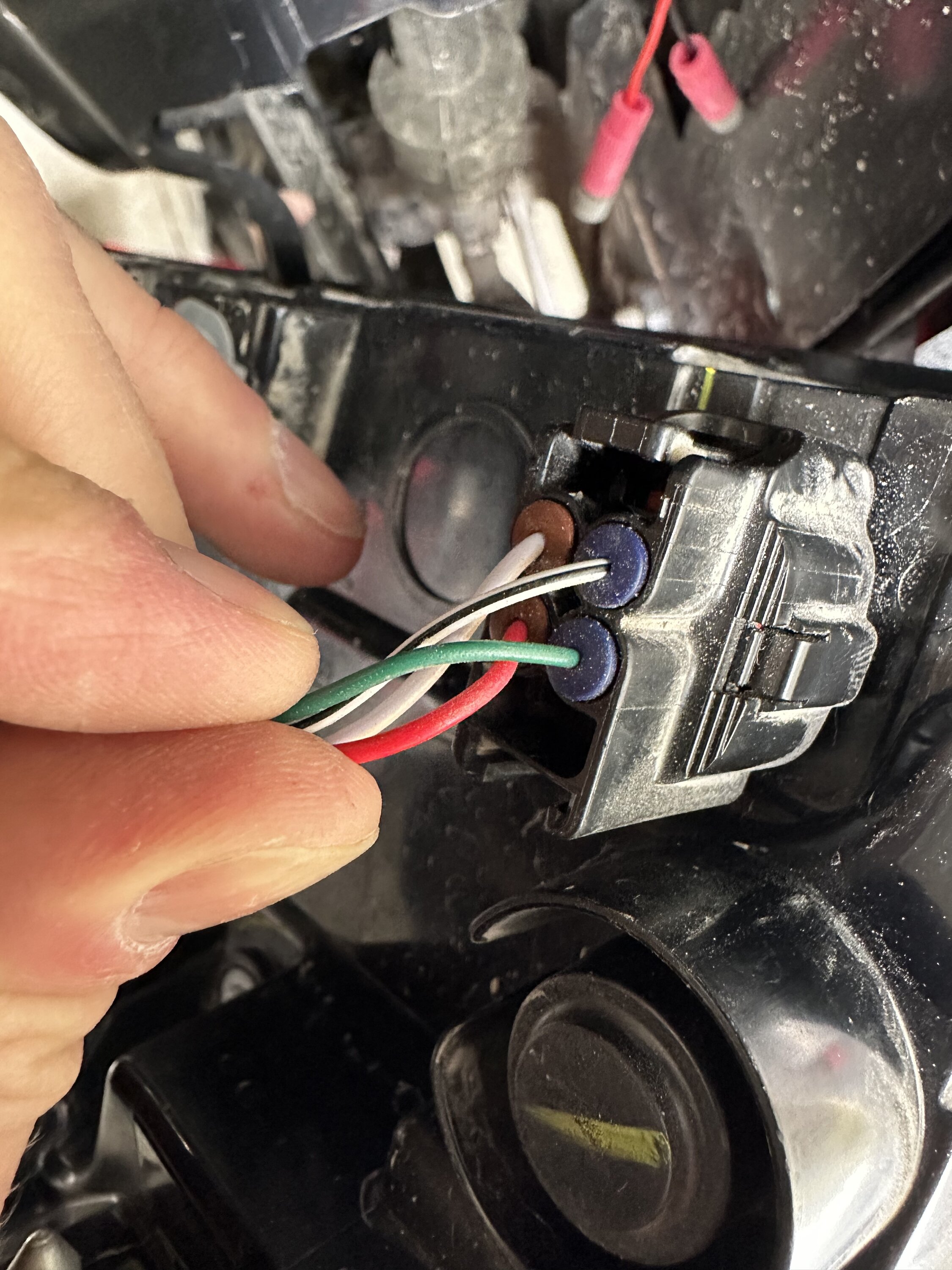 2024 Tacoma Correct wiring for the tailgate lights? 96F52B52-BD4C-43C6-A1A3-96F0A7C13A1C