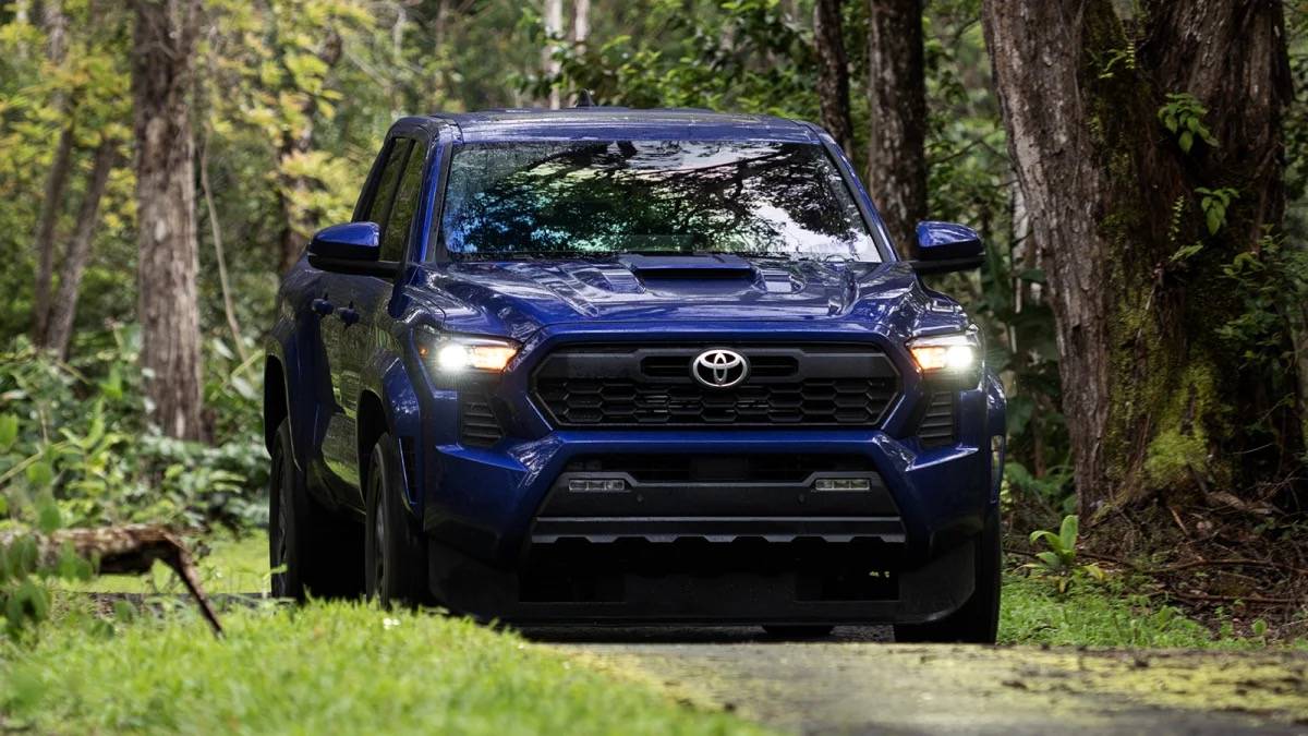 2024 Tacoma BLUE CRUSH 2024 Tacoma Thread (4th Gen) Blue Crush 2024 Tacoma TRD Sport 6MT Manual Transmission 4