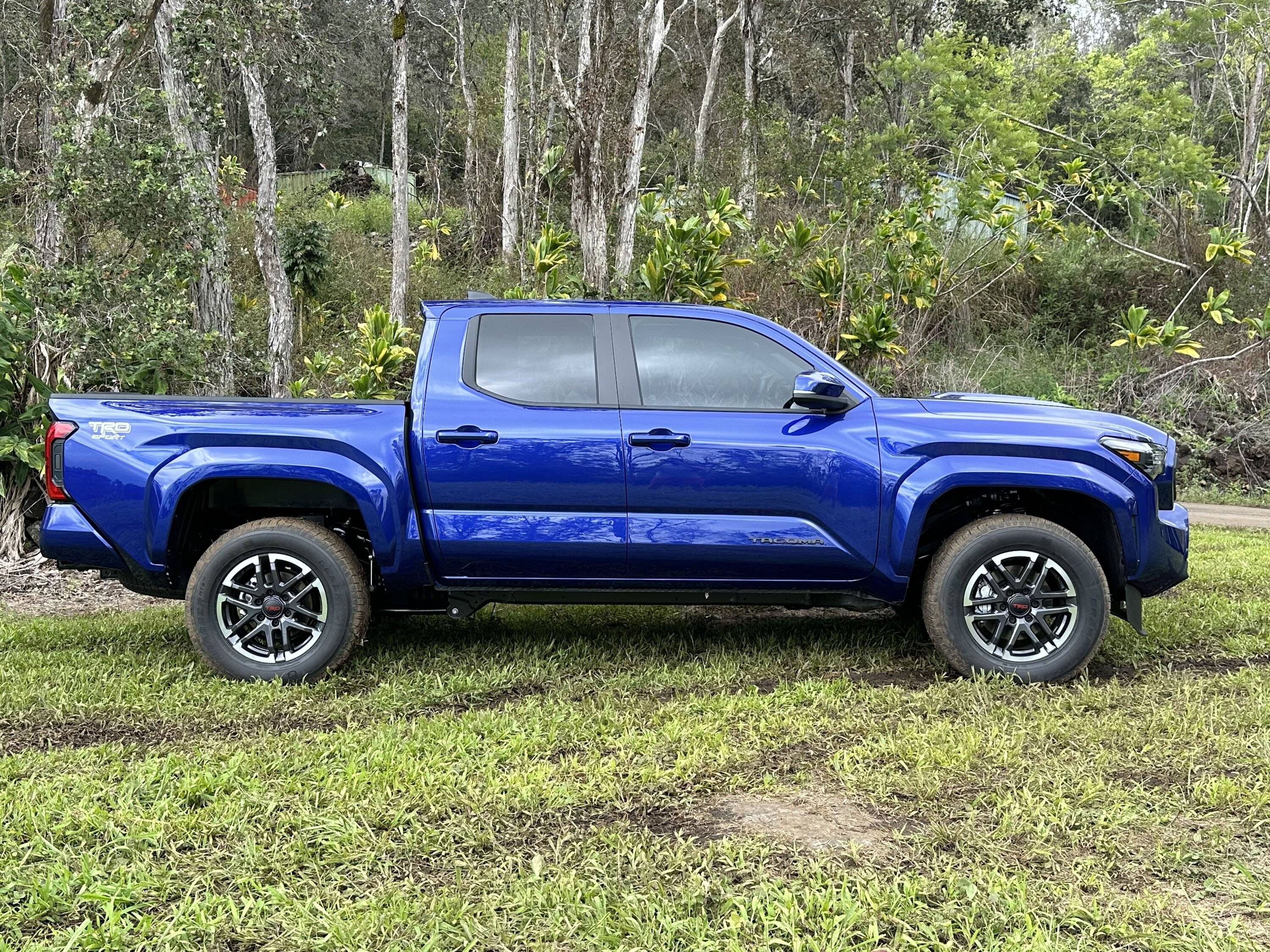 2024 Tacoma BLUE CRUSH 2024 Tacoma Thread (4th Gen) Blue Crush 2024 Tacoma TRD Sport