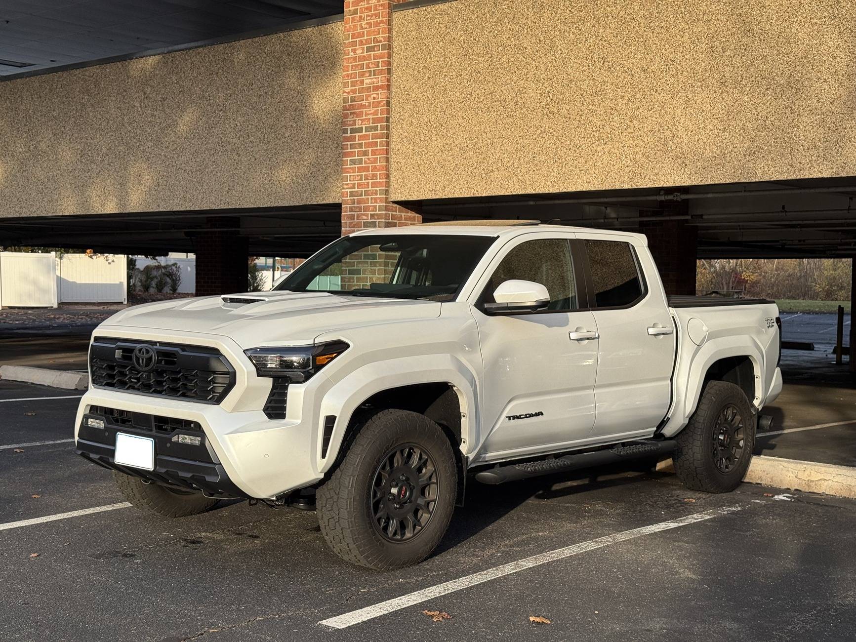 2024 Tacoma Ordering black wheels post production, and black out package question bml_taco