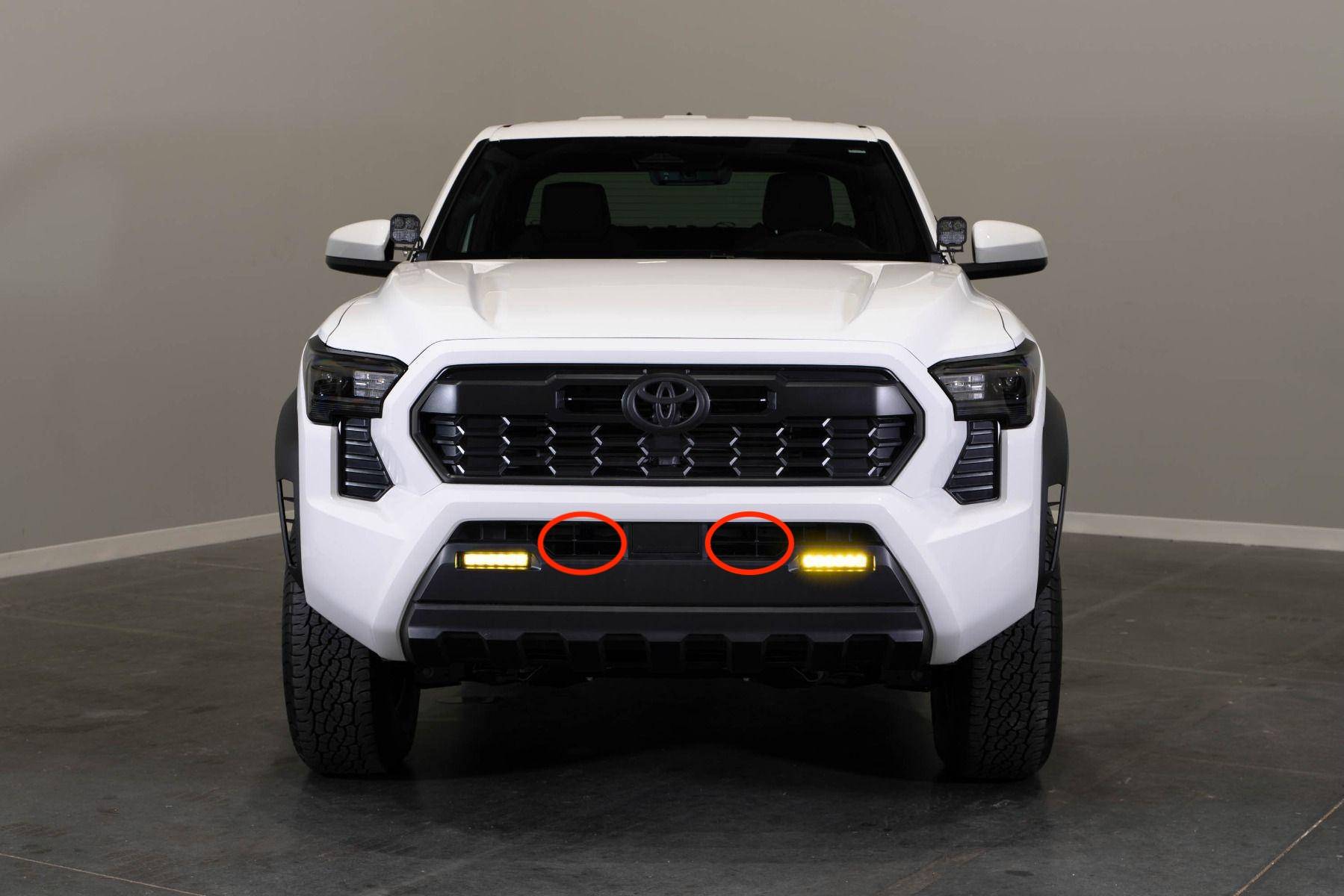 2024 Tacoma SS6 LED Fog Light Kit | Diode Dynamics CNWMwU7