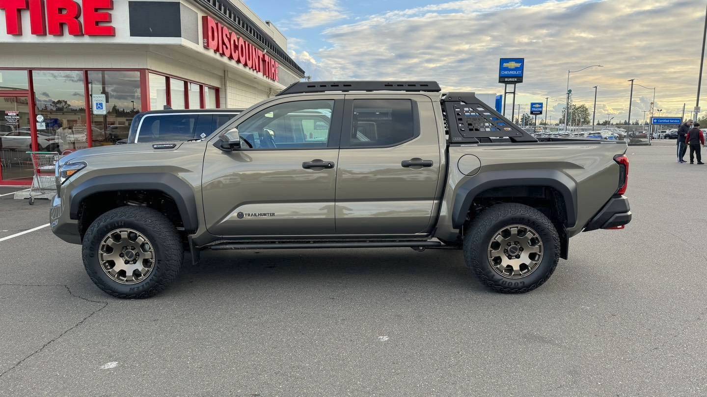 2024 Tacoma 285/17/R18 BF Goodrich KO3 tires on stock Trailhunter - before & after photos Image20241024091533