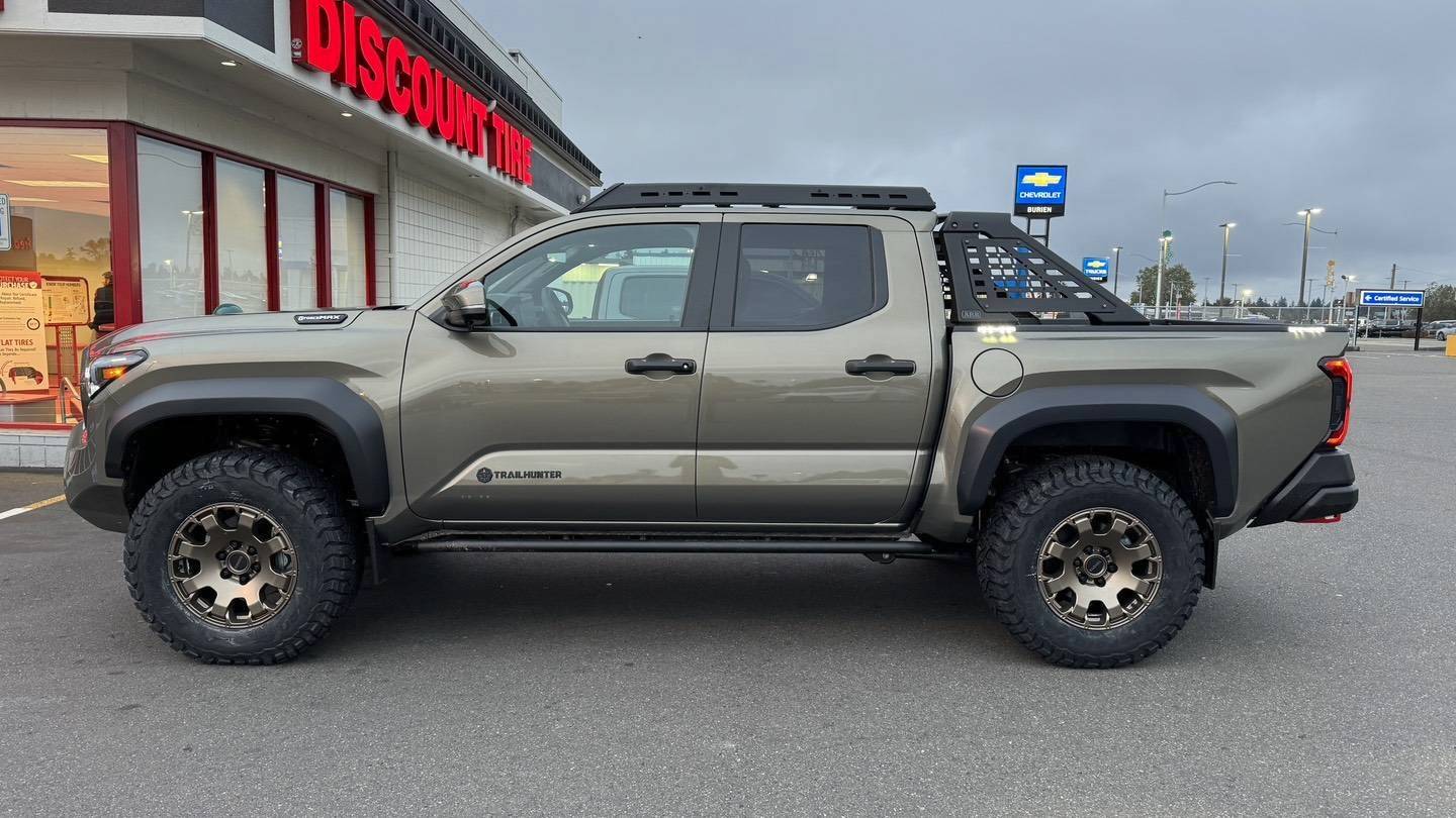 2024 Tacoma 285/17/R18 BF Goodrich KO3 tires on stock Trailhunter - before & after photos Image20241024091542