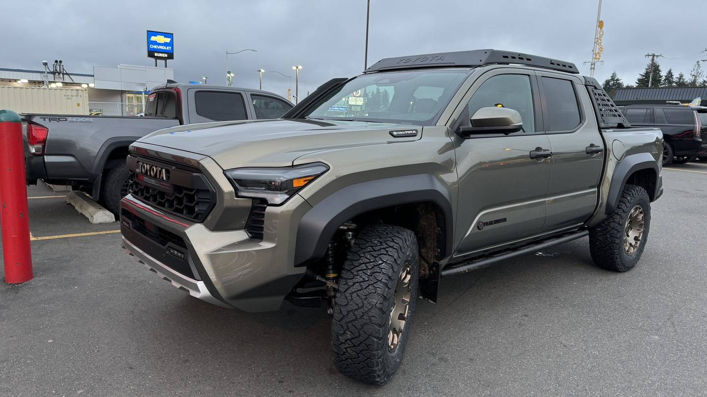 2024 Tacoma 285/17/R18 BF Goodrich KO3 tires on stock Trailhunter - before & after photos Image20241024091545