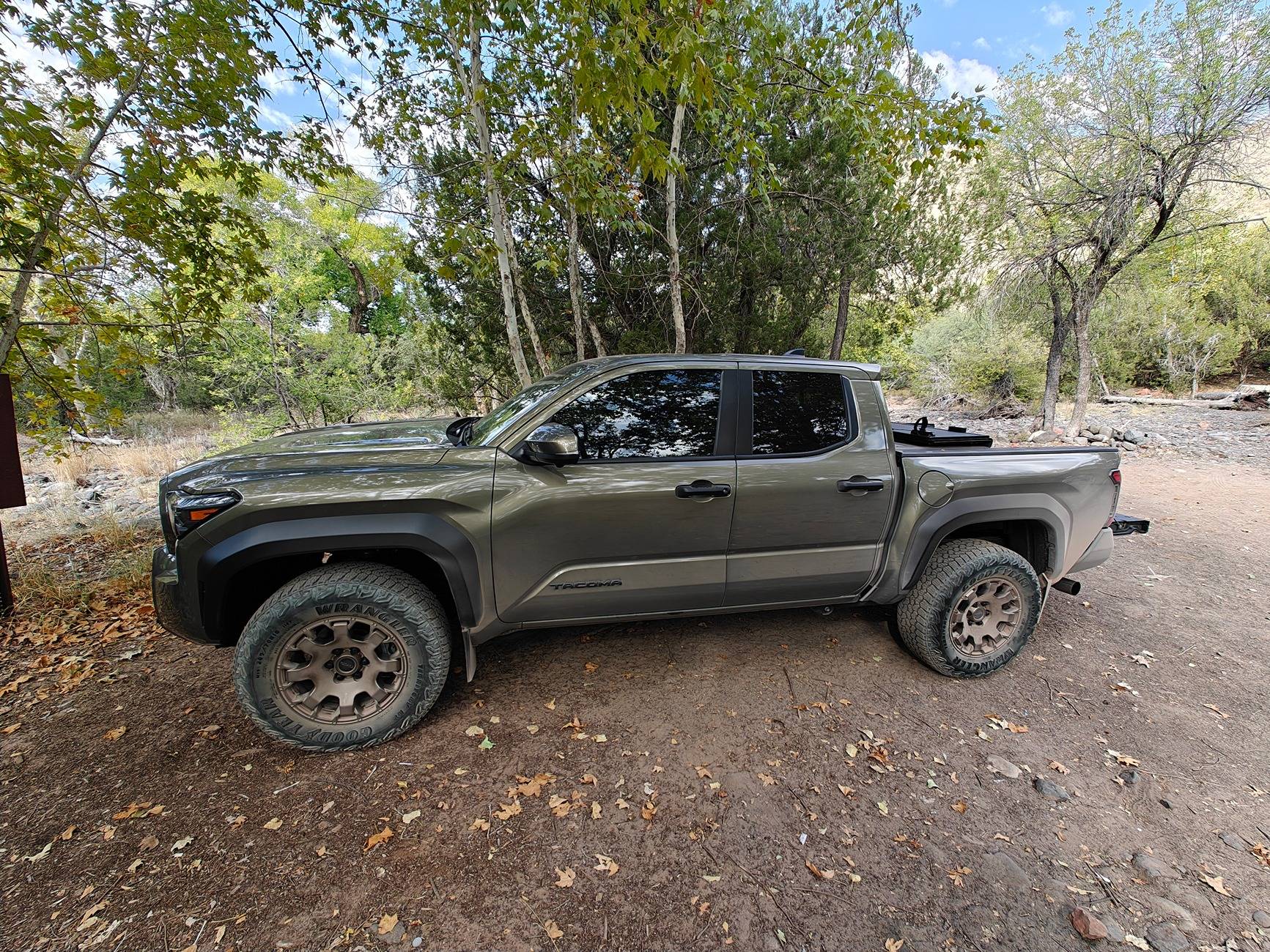 2024 Tacoma What did you do TO / WITH your 4th gen Tacoma today?! 👨‍🏭 🧰 📸 IMG20241014093006