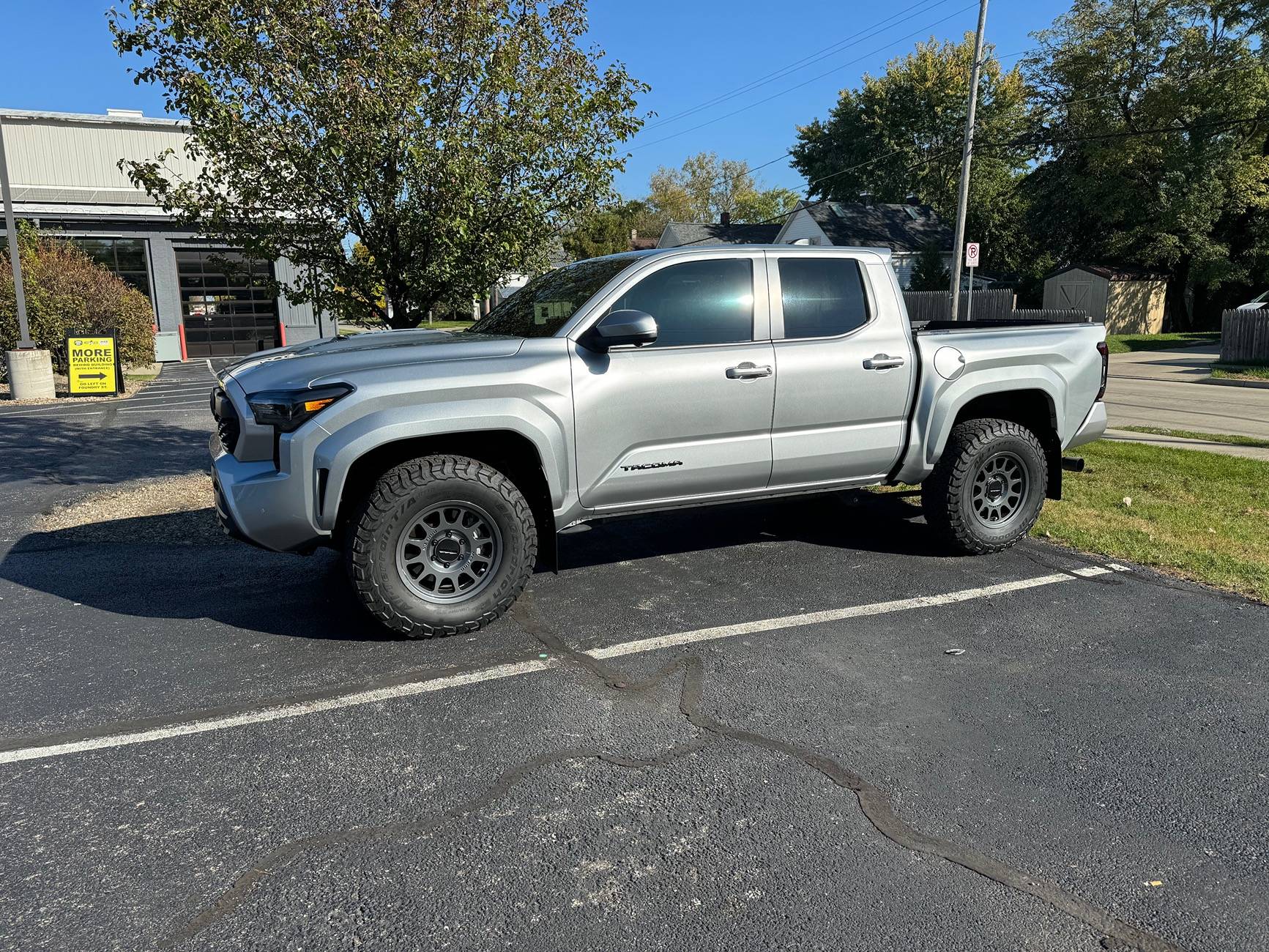 2024 Tacoma Wheel Pic Request - Titanium Method MR703 on Underground? IMG_0188