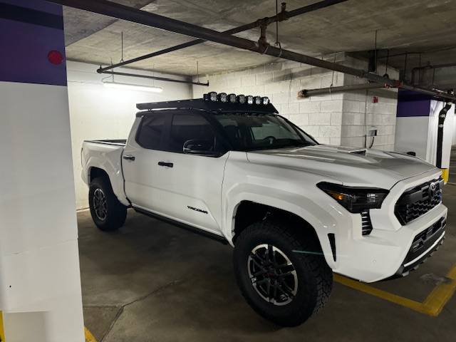 2024 Tacoma Installed Prinsu Pro Roof Rack and Baja Designs 7 Linkable Light Bar IMG_0381