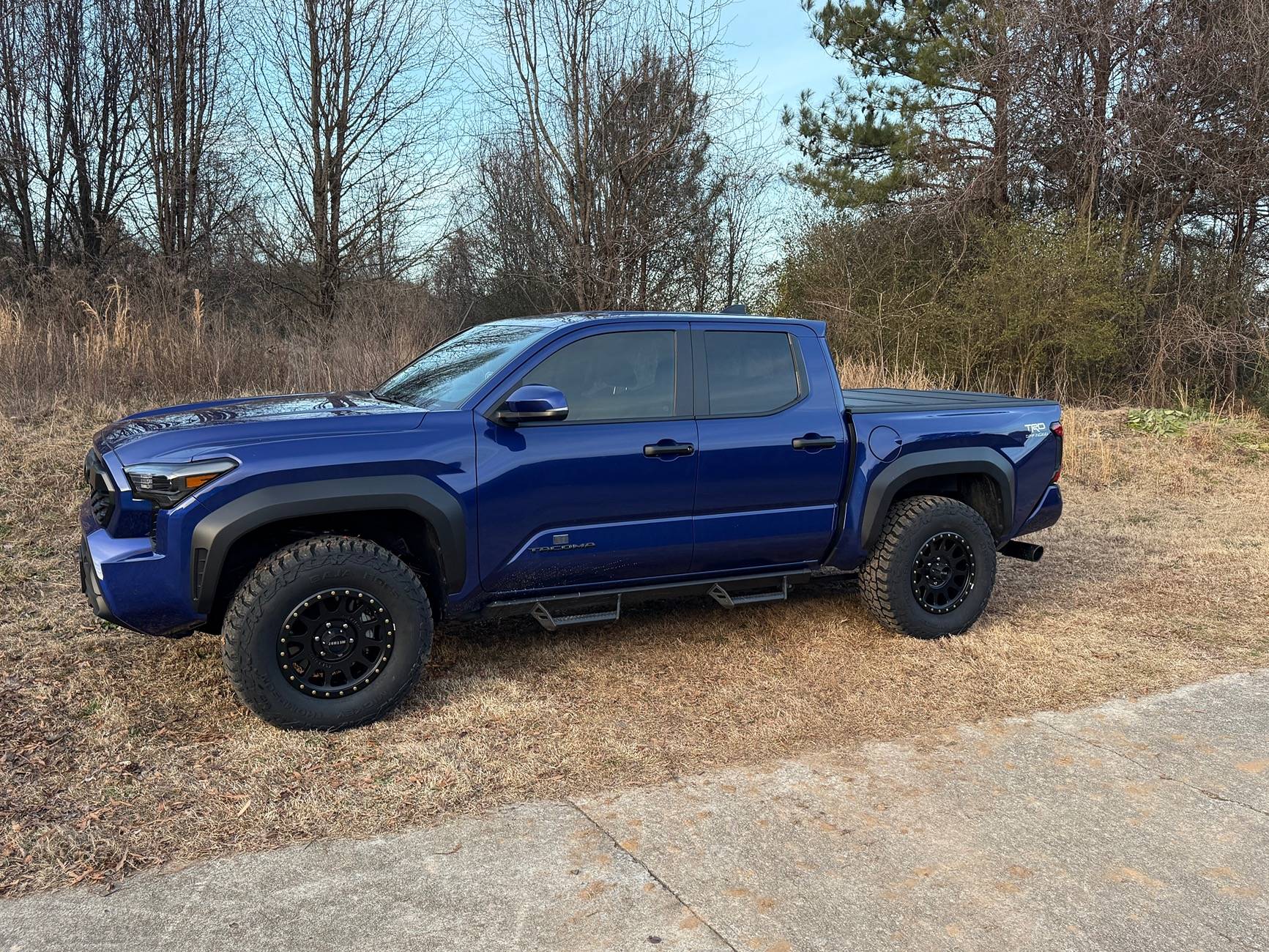 2024 Tacoma Mickey Thompson Baja Boss 285/70/r17 | Method 305 8.5" +25 on stock suspension (TRD Off-Road) IMG_0431