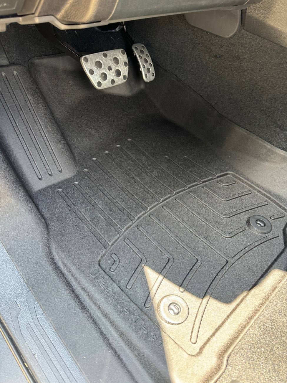 2024 Tacoma Weather Tech HD Floor Mats Installed - finally IMG_0644