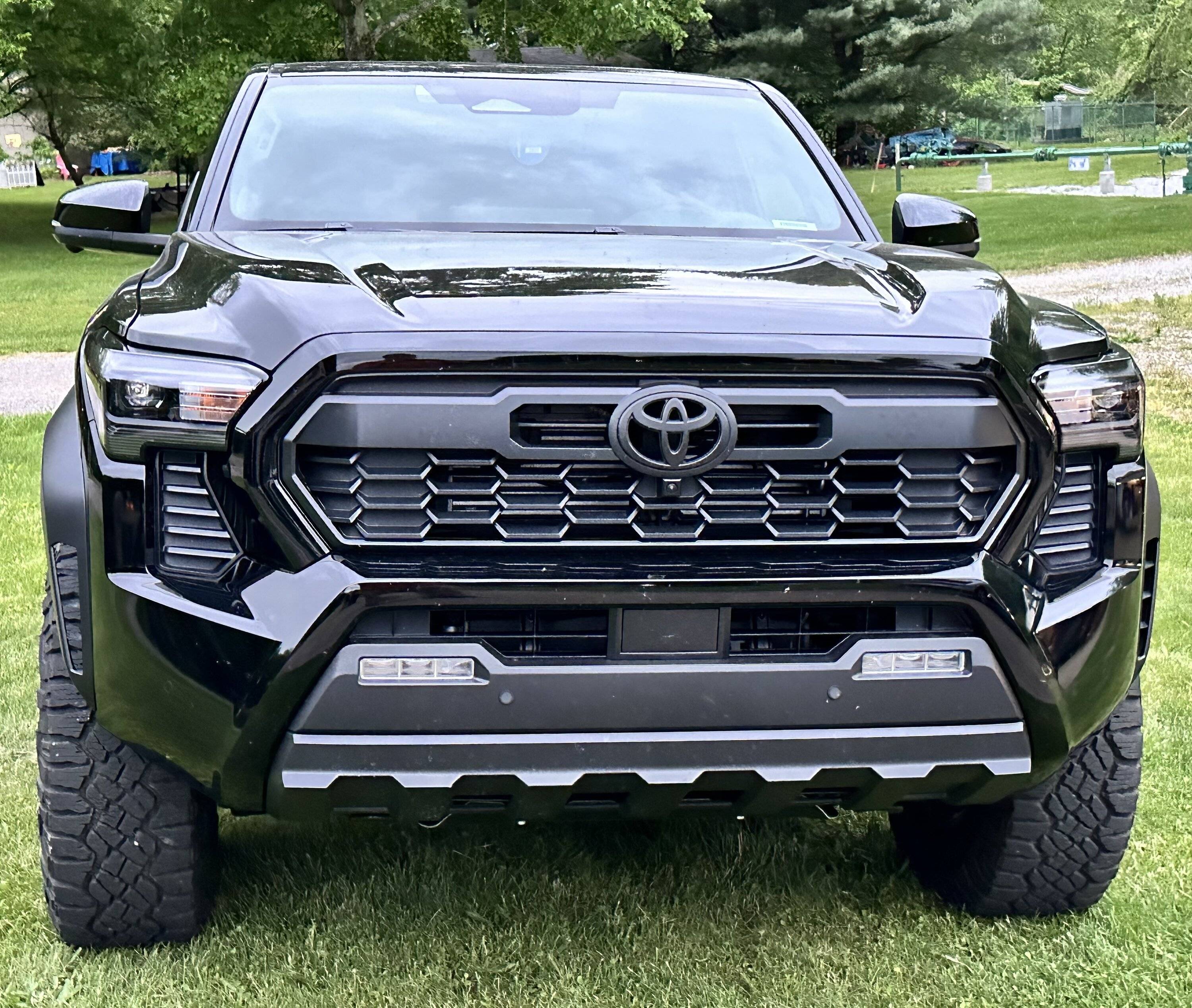 2024 Tacoma Illuminated Front Toyota Emblem (PT413-35240) - anyone install on front grill yet? IMG_0778