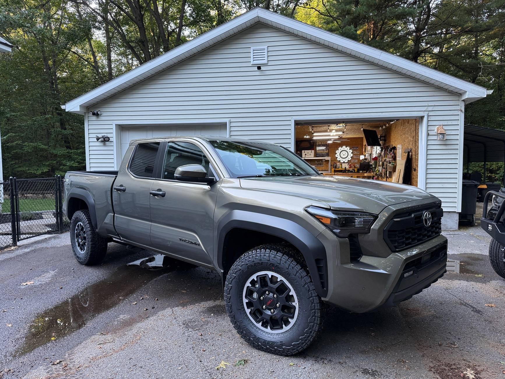 2024 Tacoma Bronze Oxide color IMG_0976