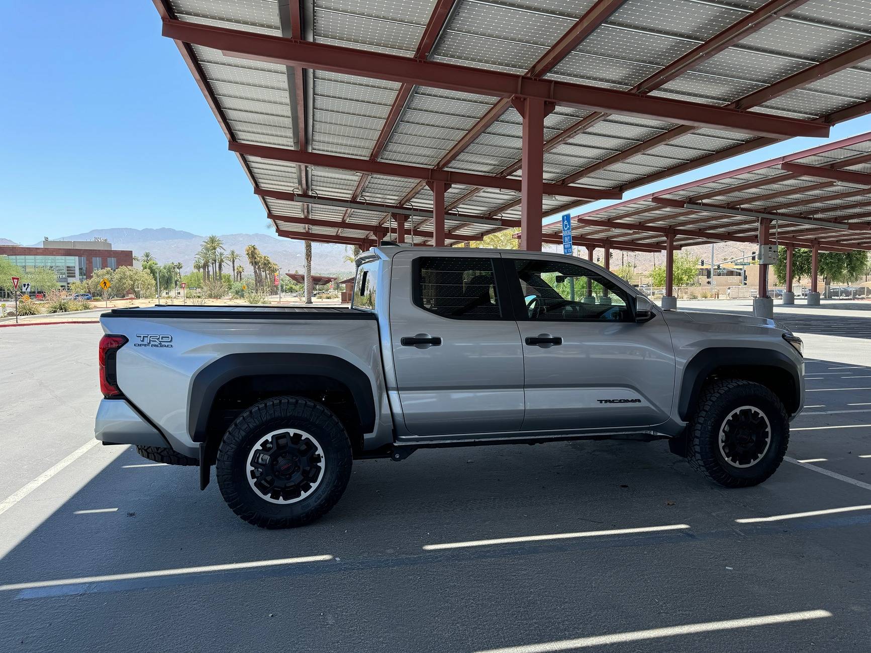 2024 Tacoma 285/70/17 tires with or without lift? IMG_1107.JPG