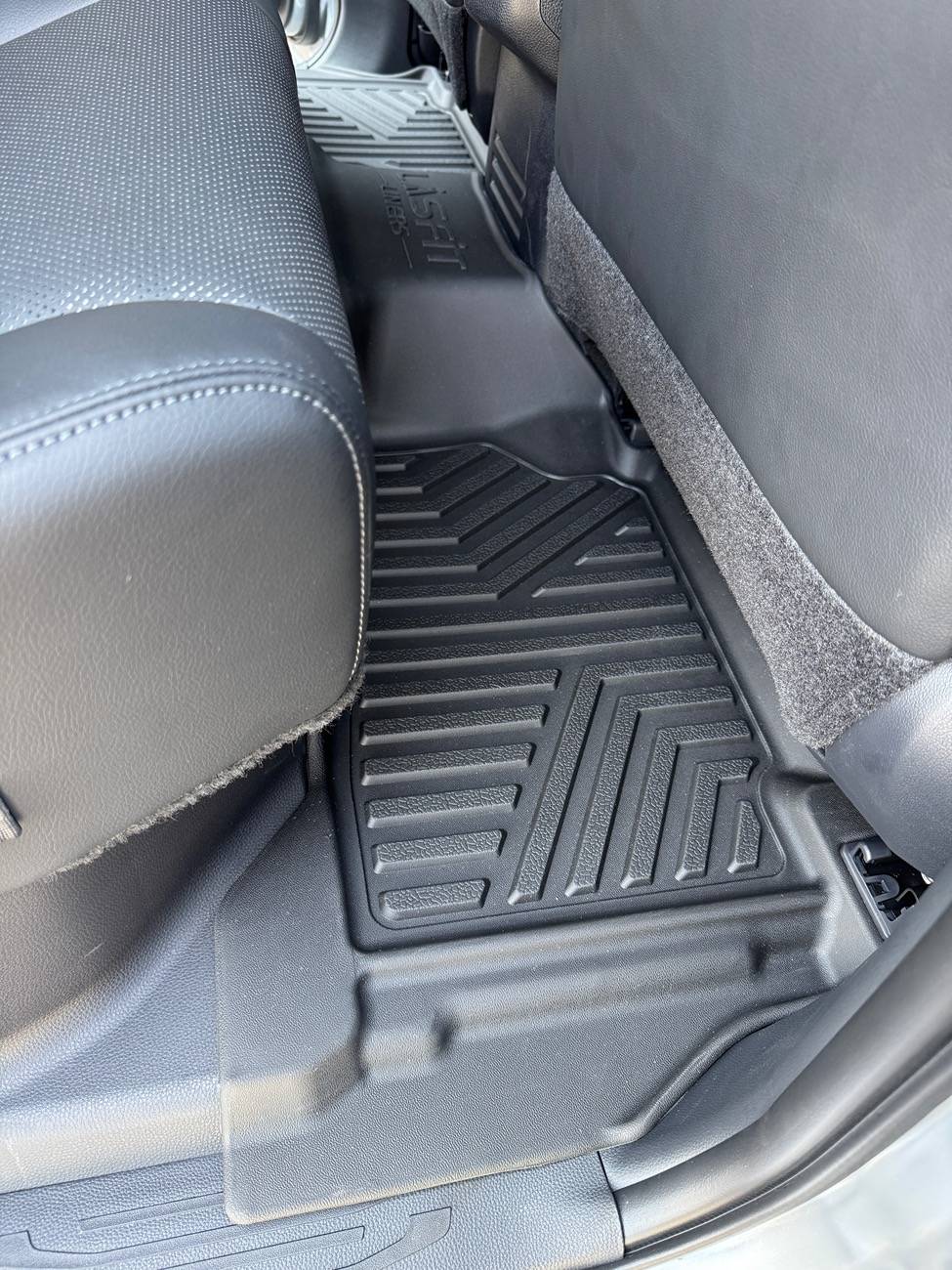 2024 Tacoma Lasfit all weather floor mats review IMG_1403