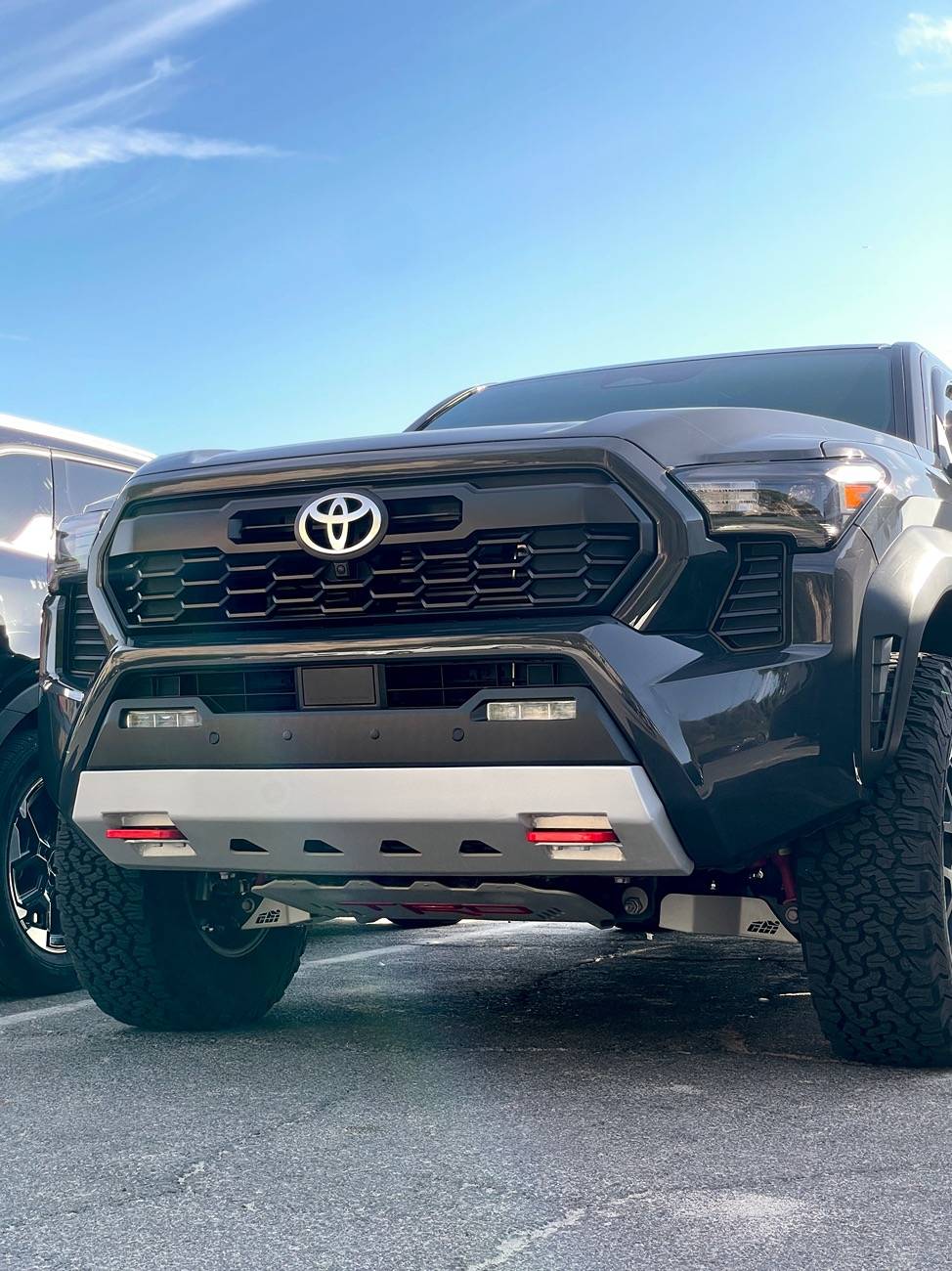 2024 Tacoma What did you do TO / WITH your 4th gen Tacoma today?! 👨‍🏭 🧰 📸 IMG_1622