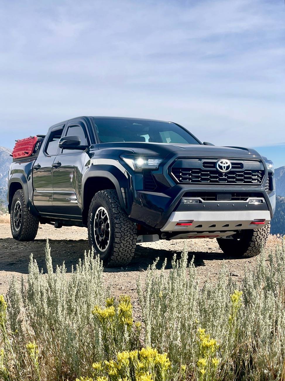 2024 Tacoma What did you do TO / WITH your 4th gen Tacoma today?! 👨‍🏭 🧰 📸 IMG_1780