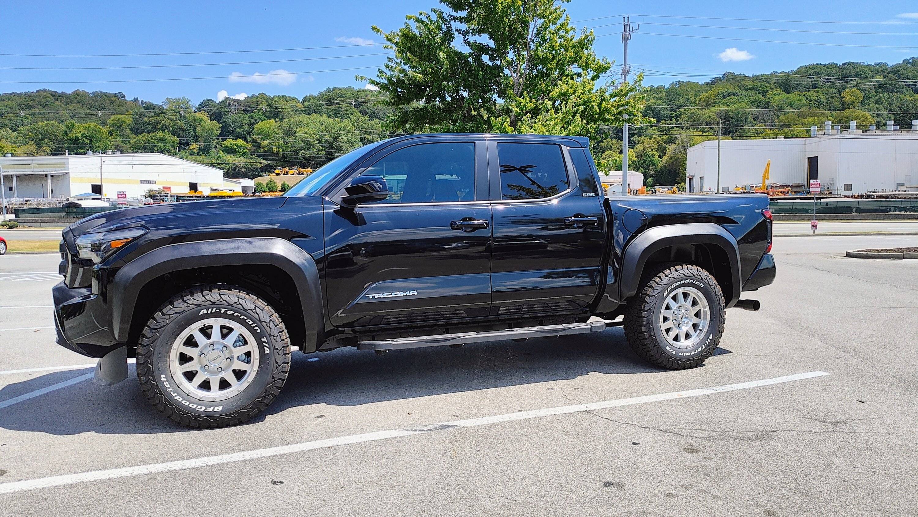 2024 Tacoma 285/70/R17 BFG KO2's + Method Standard 17 x 8.5 +25 ET + stock suspension IMG_20240901_142432639_HDR_AE