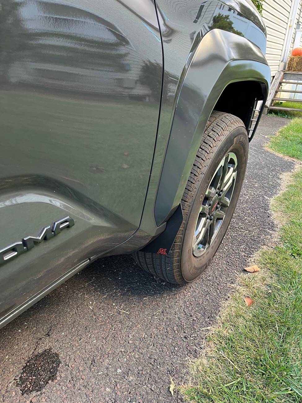 2024 Tacoma ARK Mudflaps - experience / reviews? IMG_2138