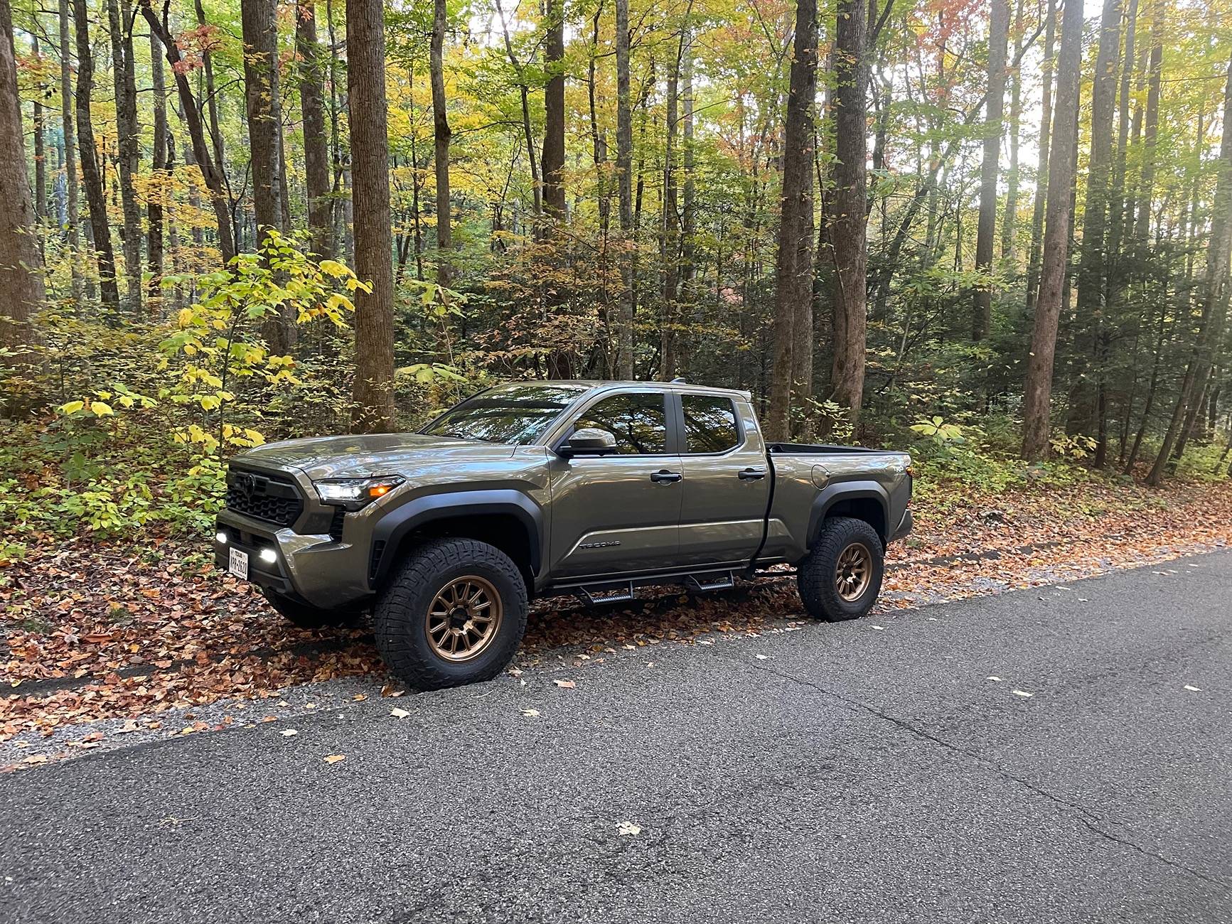 2024 Tacoma BRONZE OXIDE 2024 Tacoma Thread (4th Gen) IMG_2336