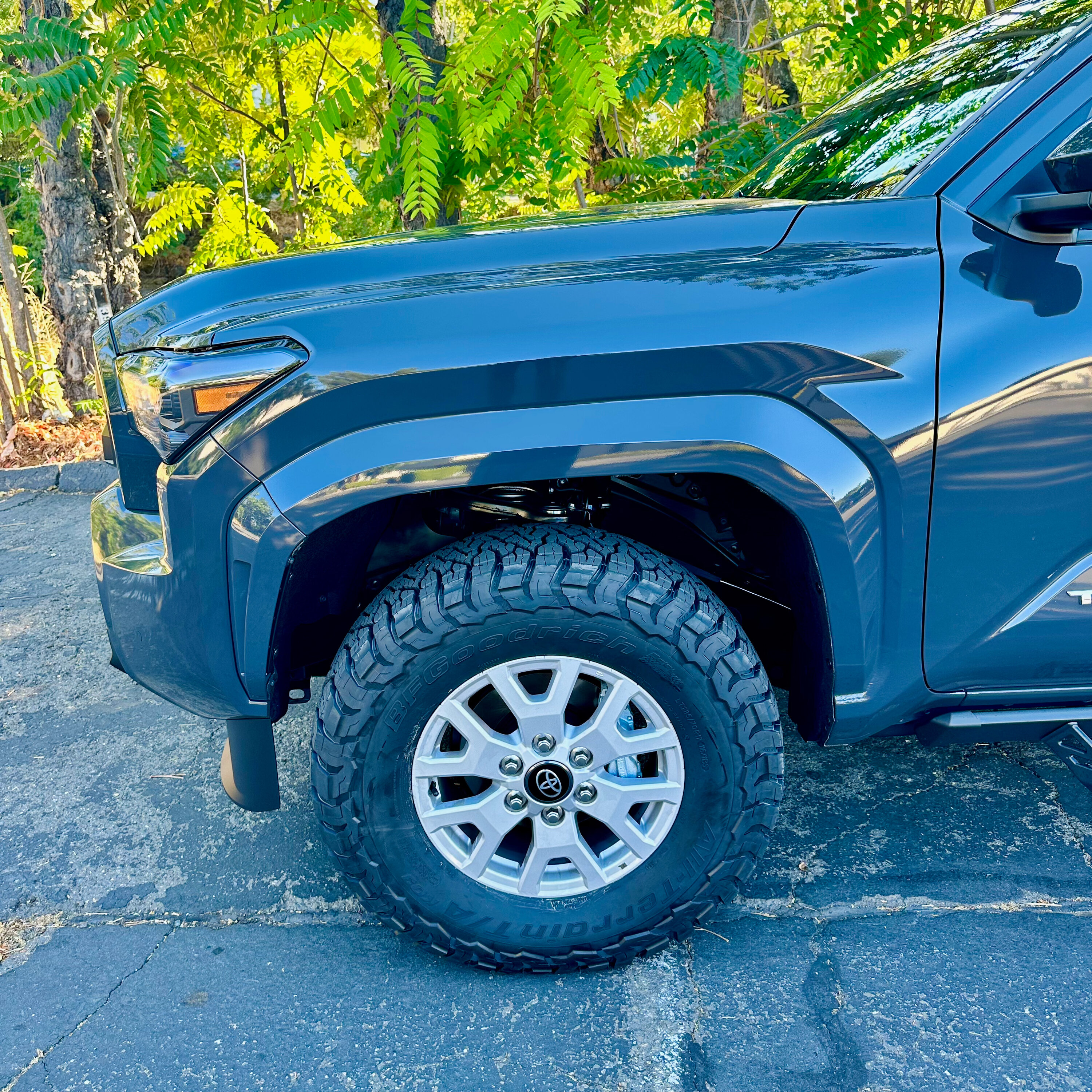 2024 Tacoma 285-70-17 KO3 tires do fit on a bone stock 2024 Tacoma SR5 IMG_2341