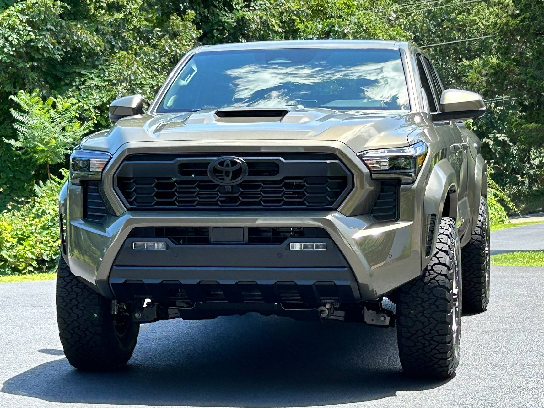 2024 Tacoma TRD Off-Road stock suspension with 295/70R17 (33.3”) on 17” Method 314 (+25 offset), No rubbing! IMG_3107