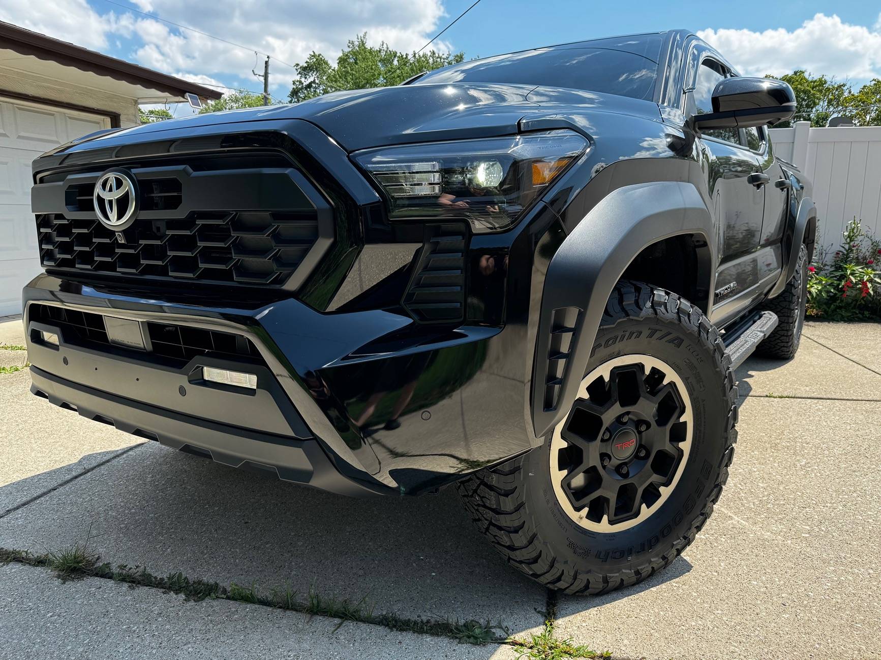 2024 Tacoma 285/70/17 K03 stock tires on TRD Off-Road wheels IMG_3320