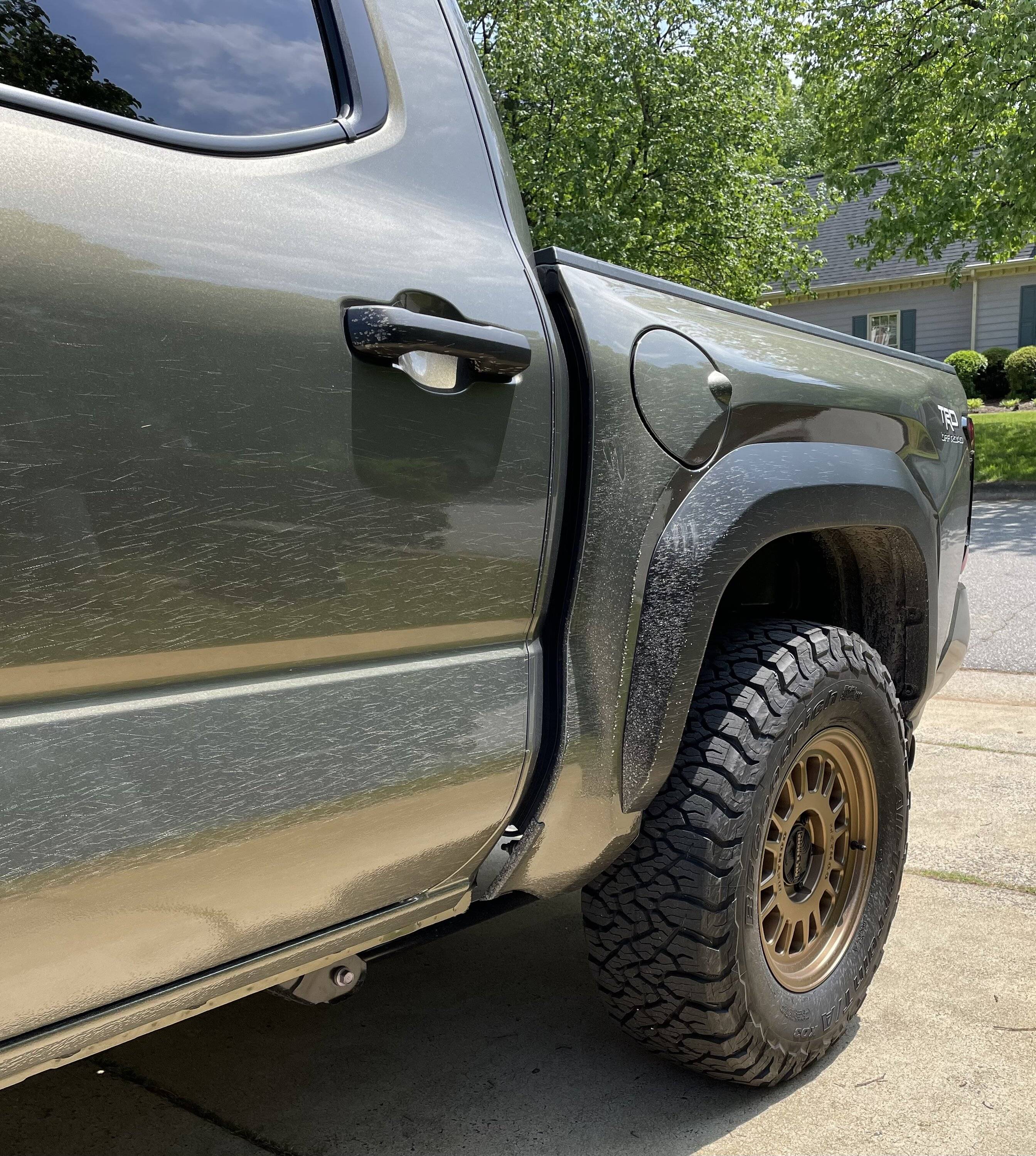 2024 Tacoma Method 318 +25 offset wheels w/ BFG KO3 = flush with fender flares IMG_3505