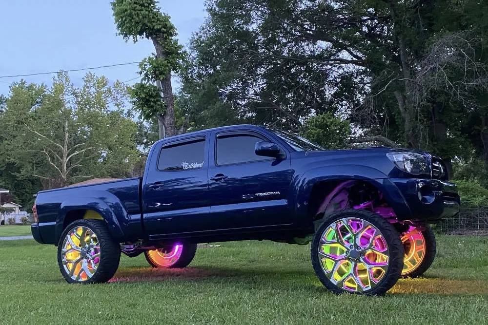 2024 Tacoma Painted Brake Calipers IMG_3796