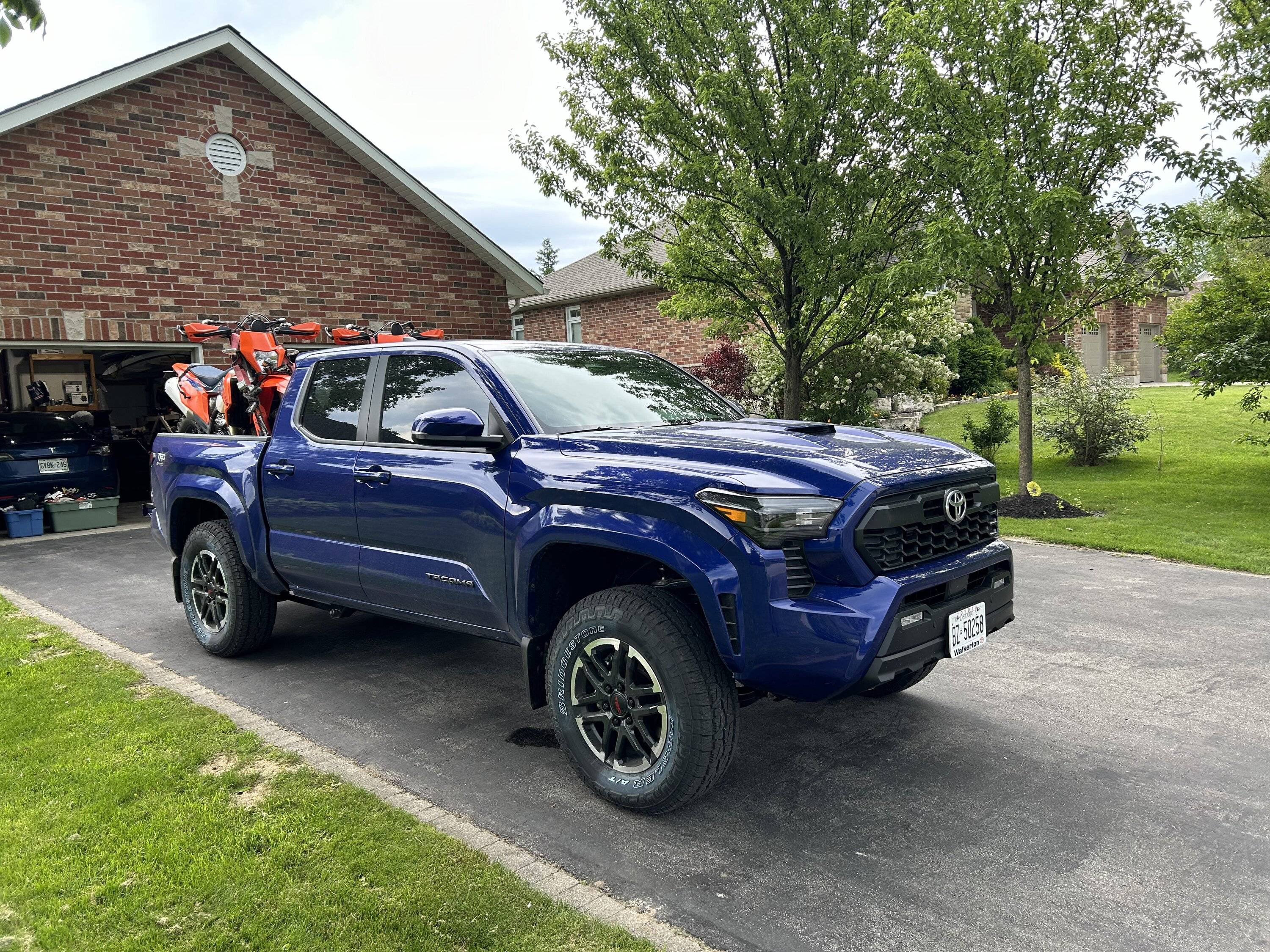 2024 Tacoma Ready to Ride! Hauling Dirt Bikes IMG_3888