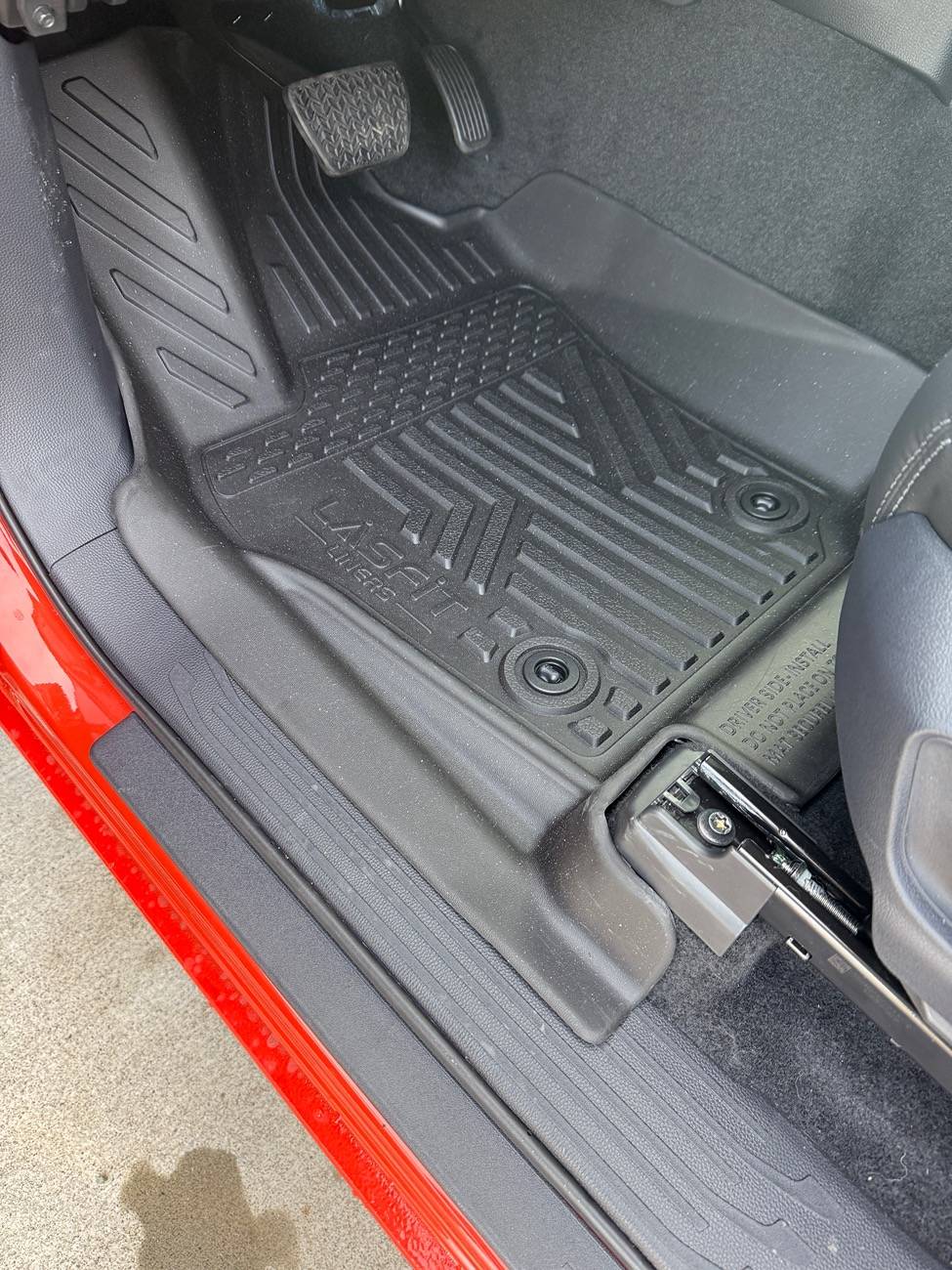 2024 Tacoma OEM, 3w, and Lastfit floor and bed liners, a 3 brand liner review. IMG_4056