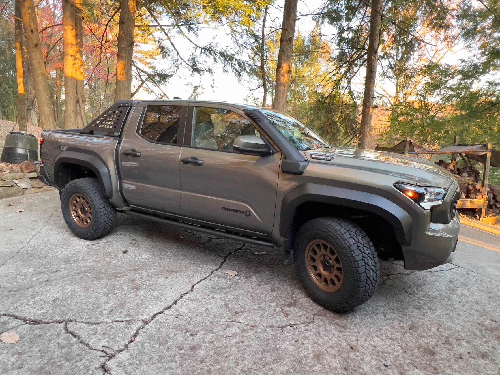 2024 Tacoma Trailhunter offset of 285/70R17 IMG_4231