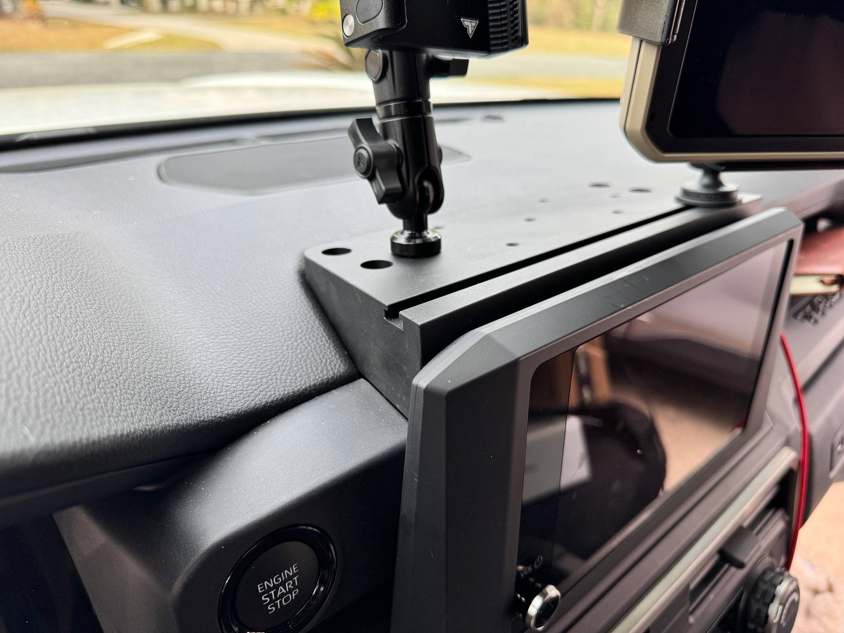 2024 Tacoma Dash Mount For 4th Gen Toyota Tacoma 2024+ IMG_4250