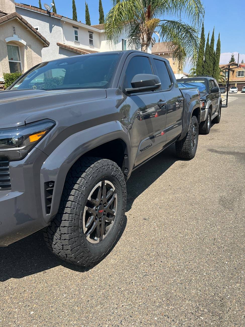 2024 Tacoma Upgrade tire size to 285/60 R18 on TRD Sport without lift? IMG_4380