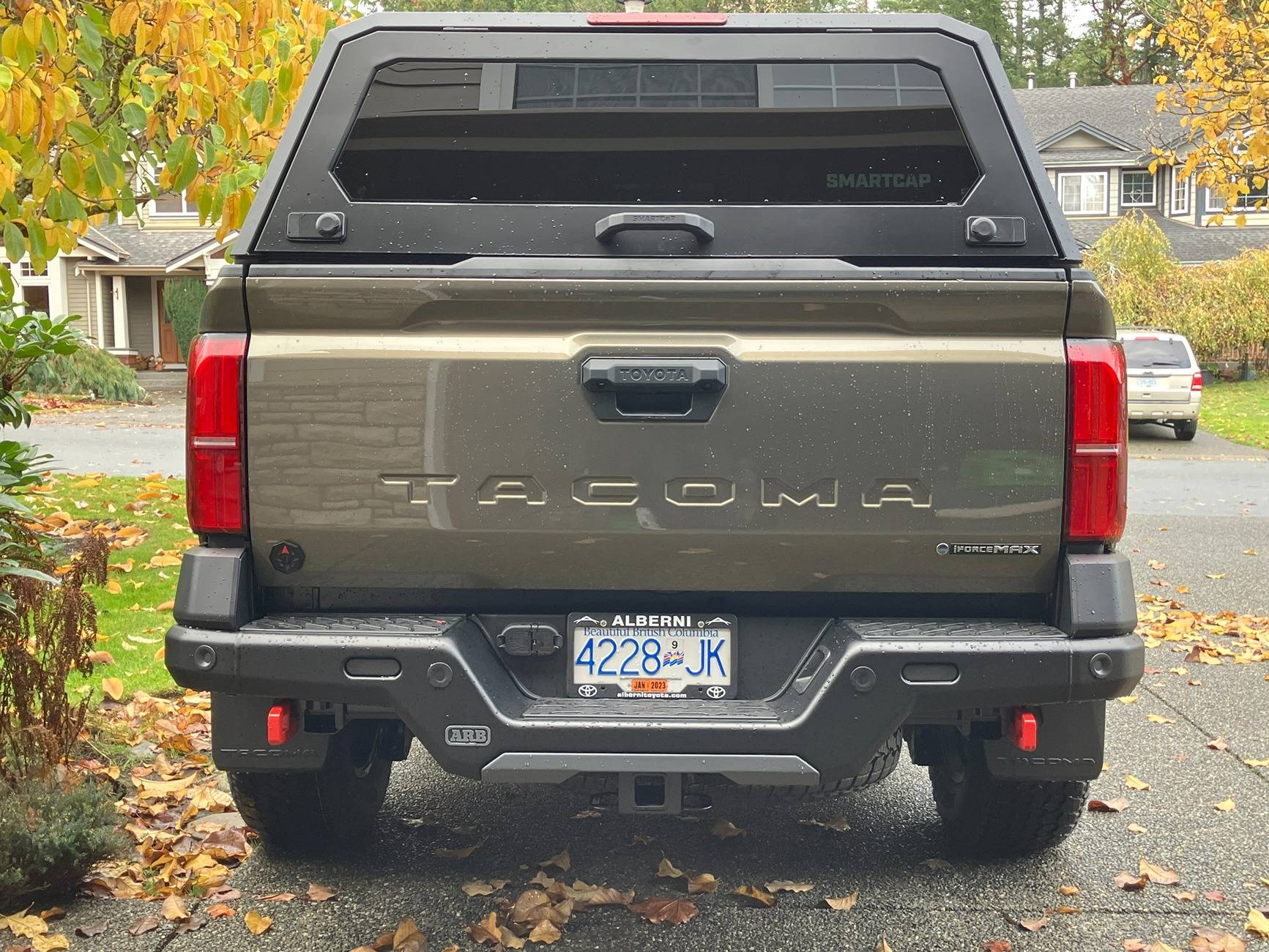 2024 Tacoma SmartCap EVO Bed Cap installed on 2024 Tacoma TRD Off-Road IMG_4471